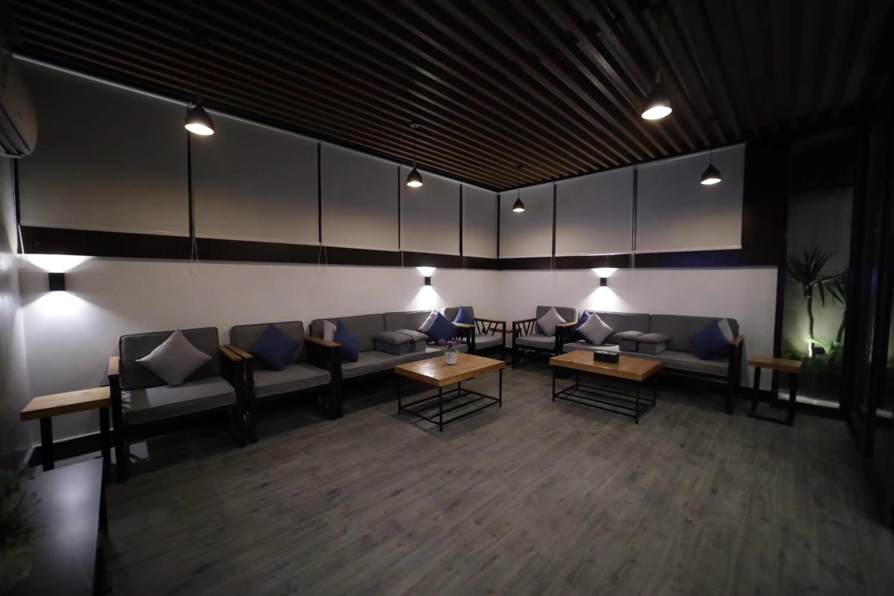 PRIMOTEL Elite As Salamah - Serviced Apartments