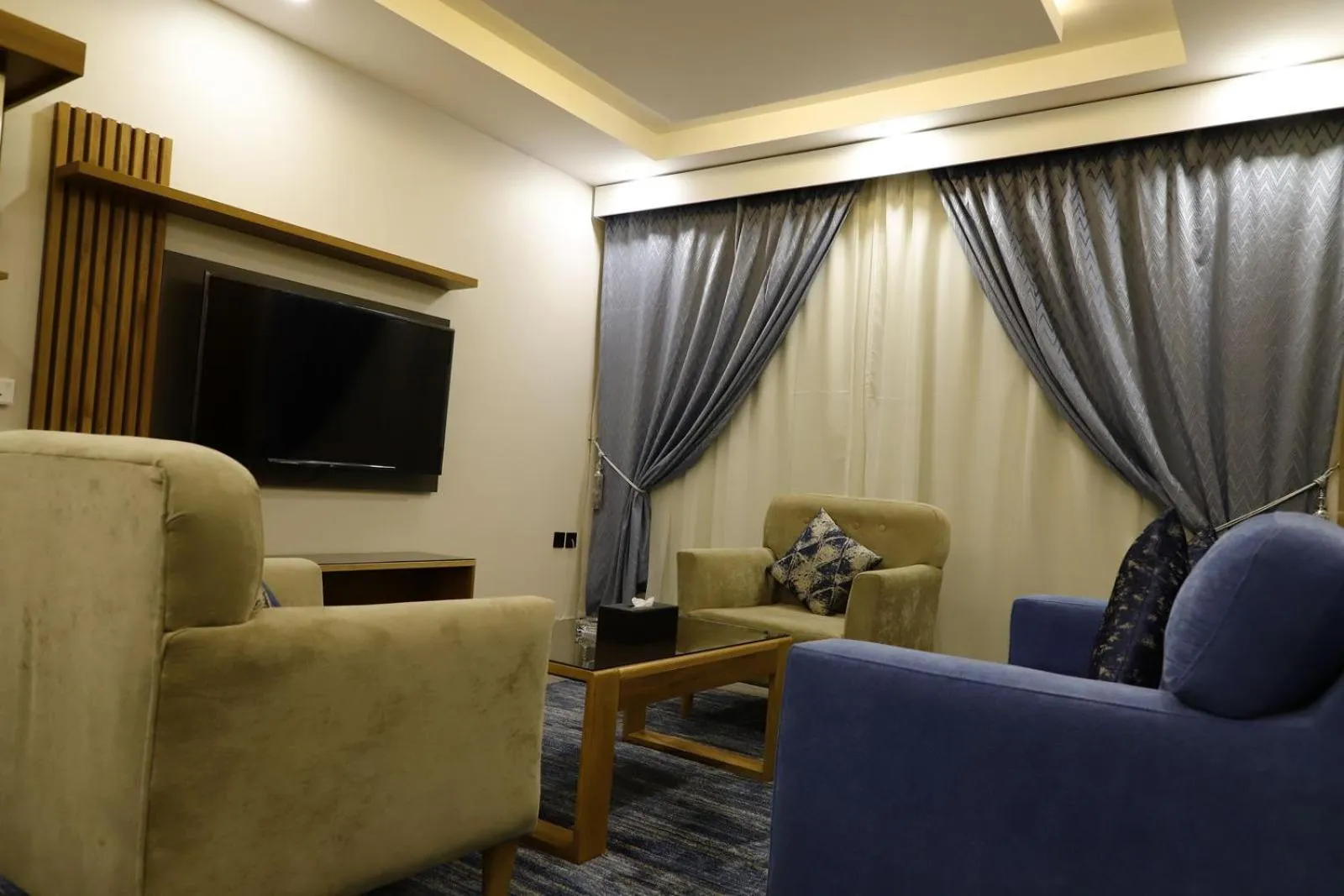 PRIMOTEL Elite As Salamah - Serviced Apartments