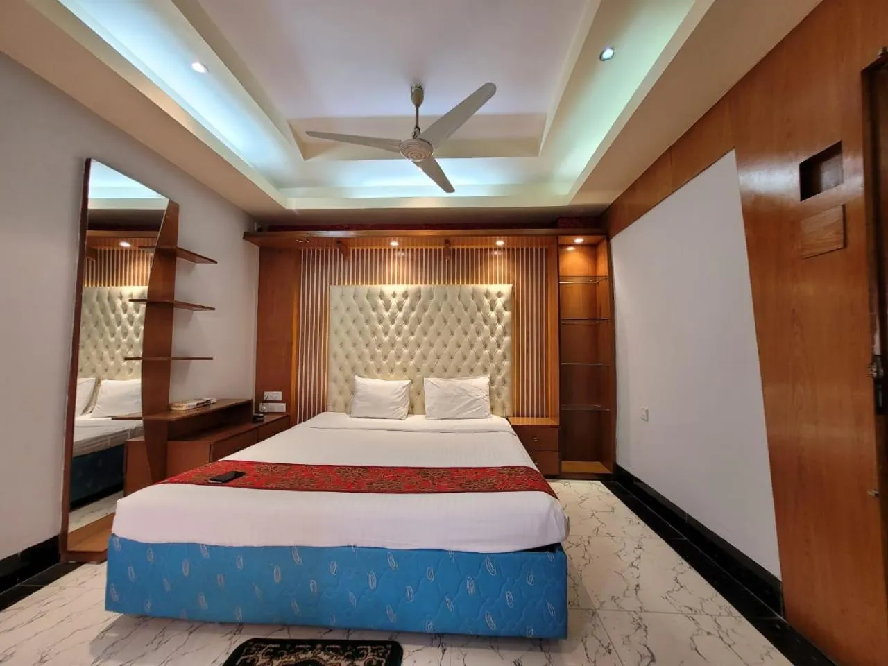 Bed in Hotel Sea World Cox's Bazar
