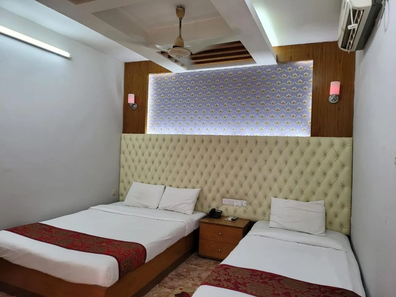 Bed in Hotel Sea World Cox's Bazar