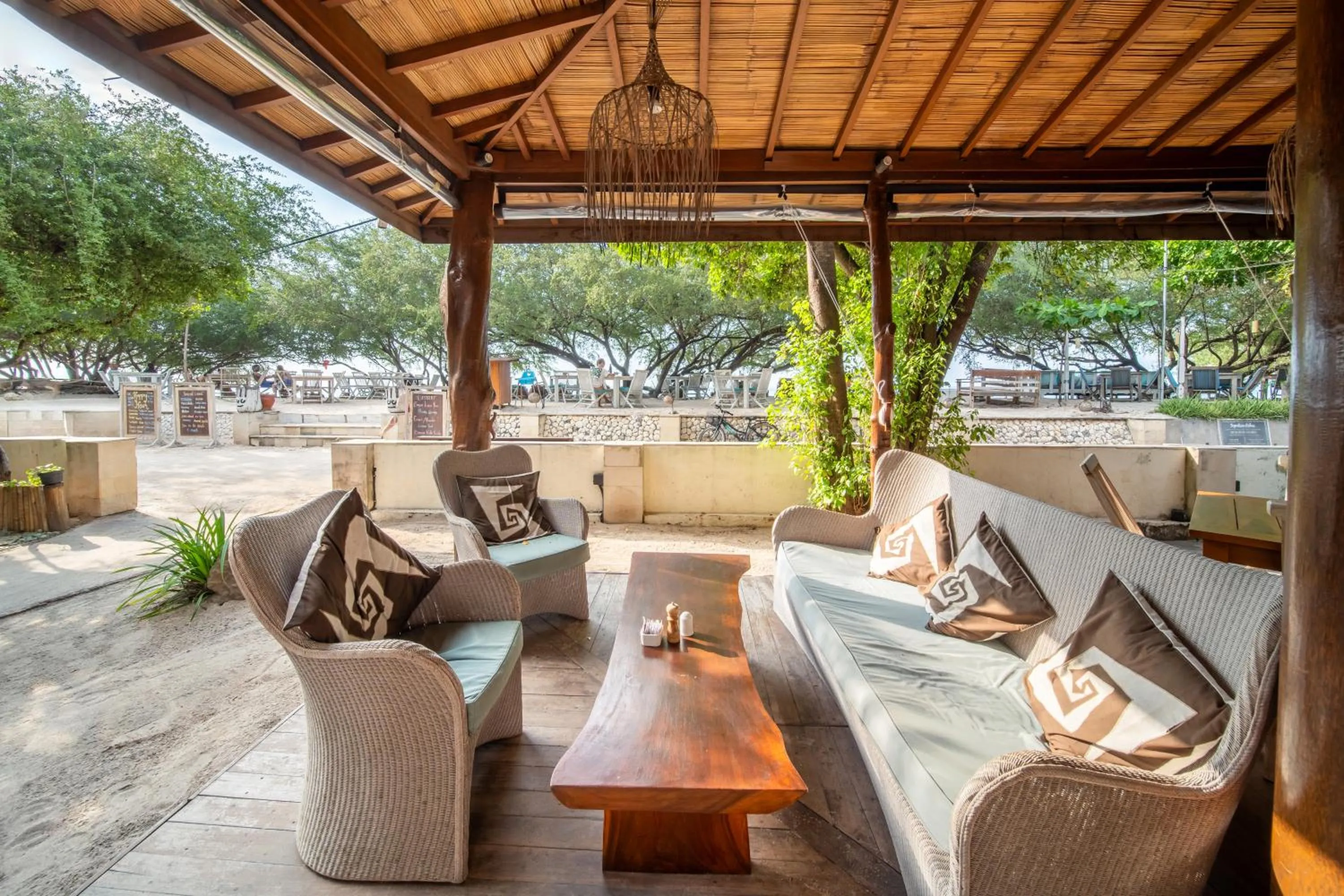 Restaurant/places to eat in Wilson's Retreat