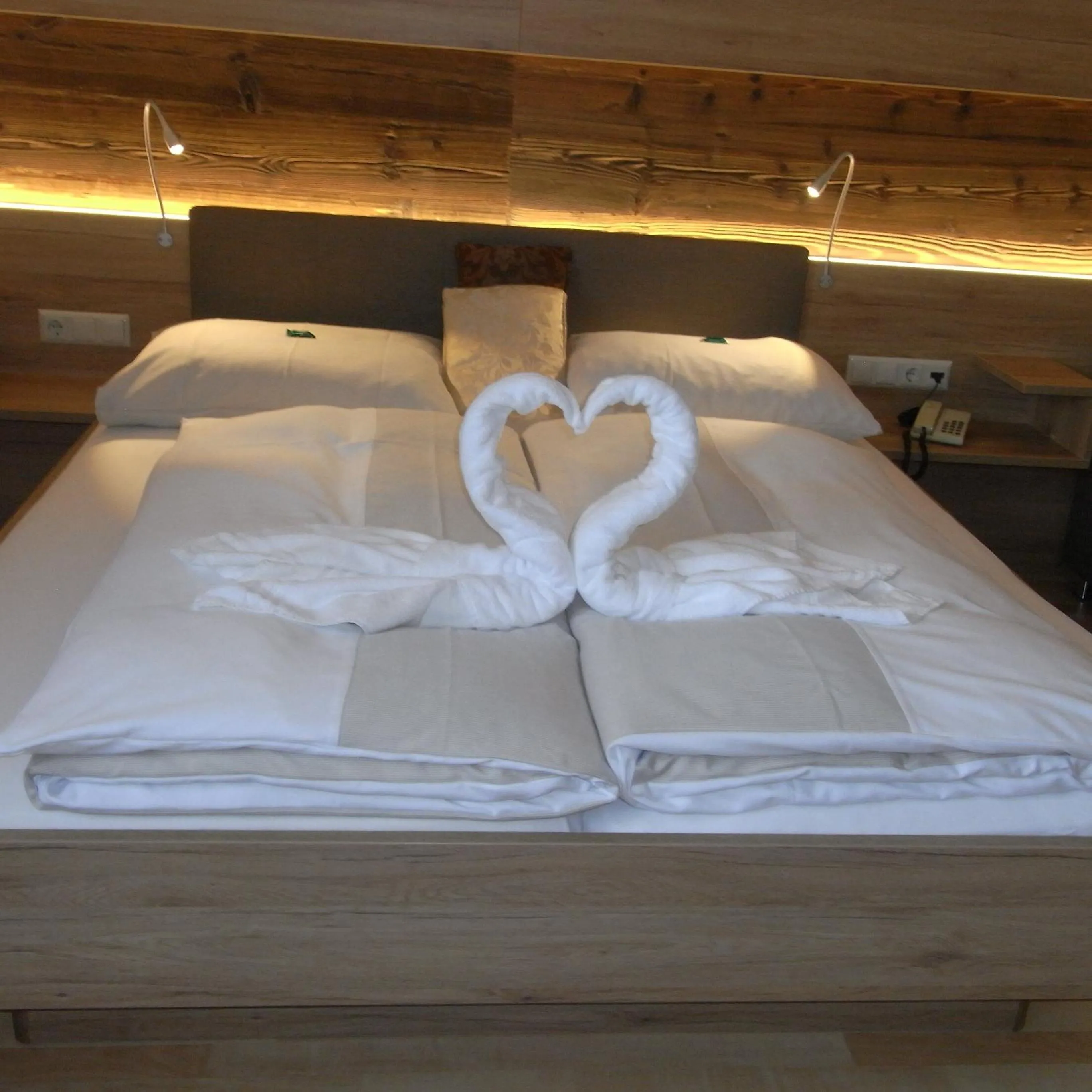 Photo of the whole room, Bed in Hotel Turracherhof