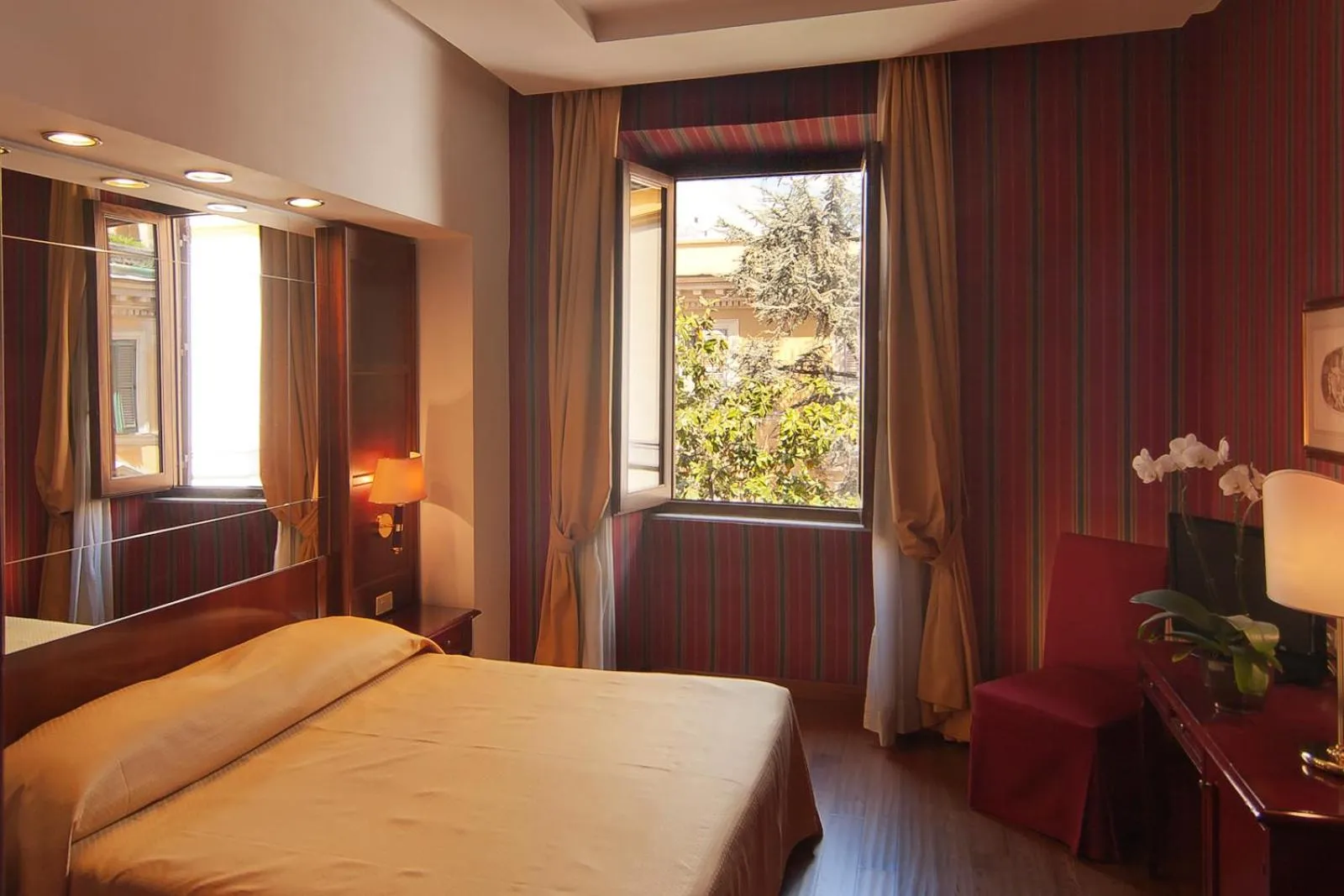 Photo of the whole room, Bed in Atlante Garden Hotel