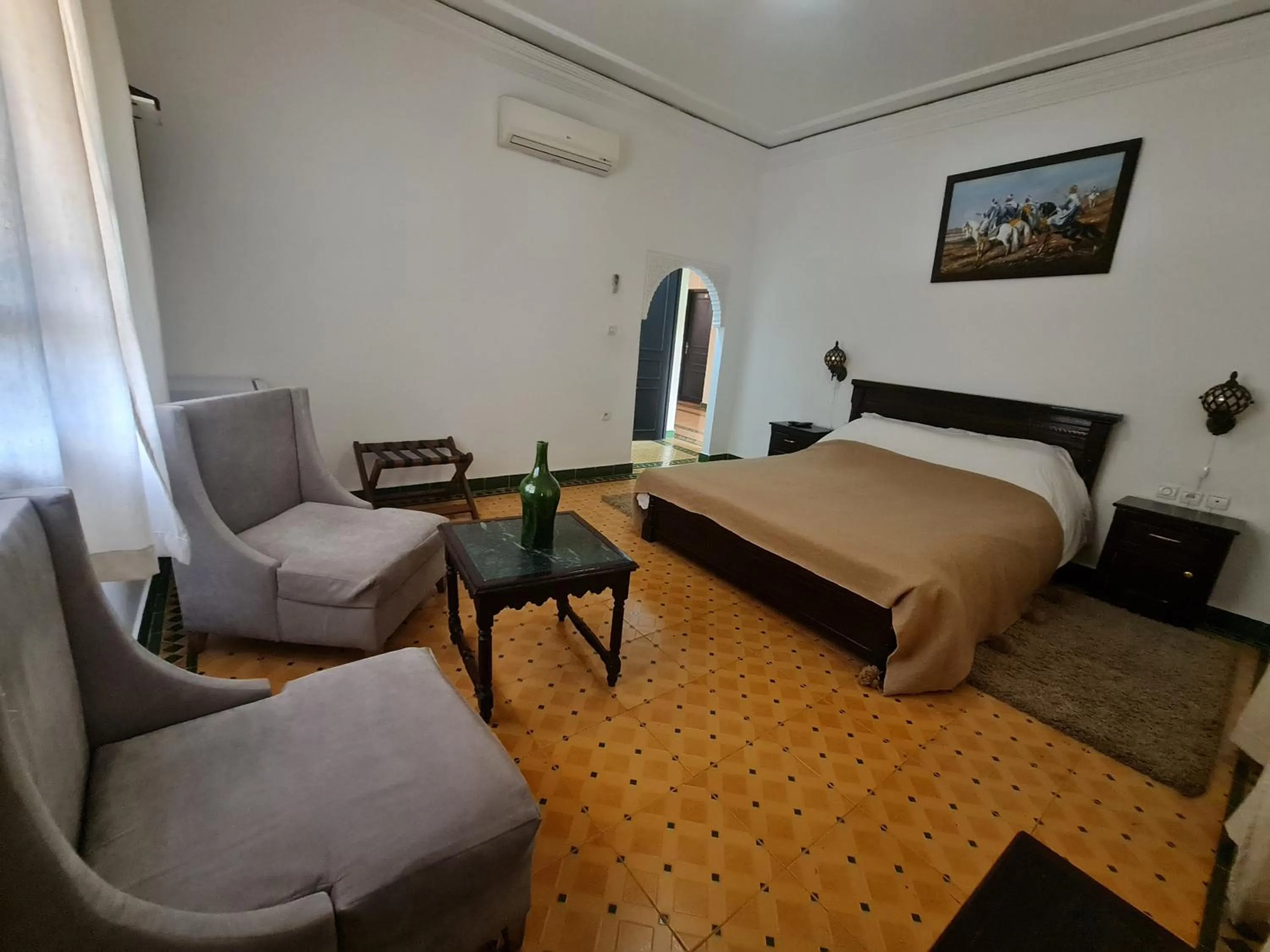 Bed in Targafit Hotel & Hammam