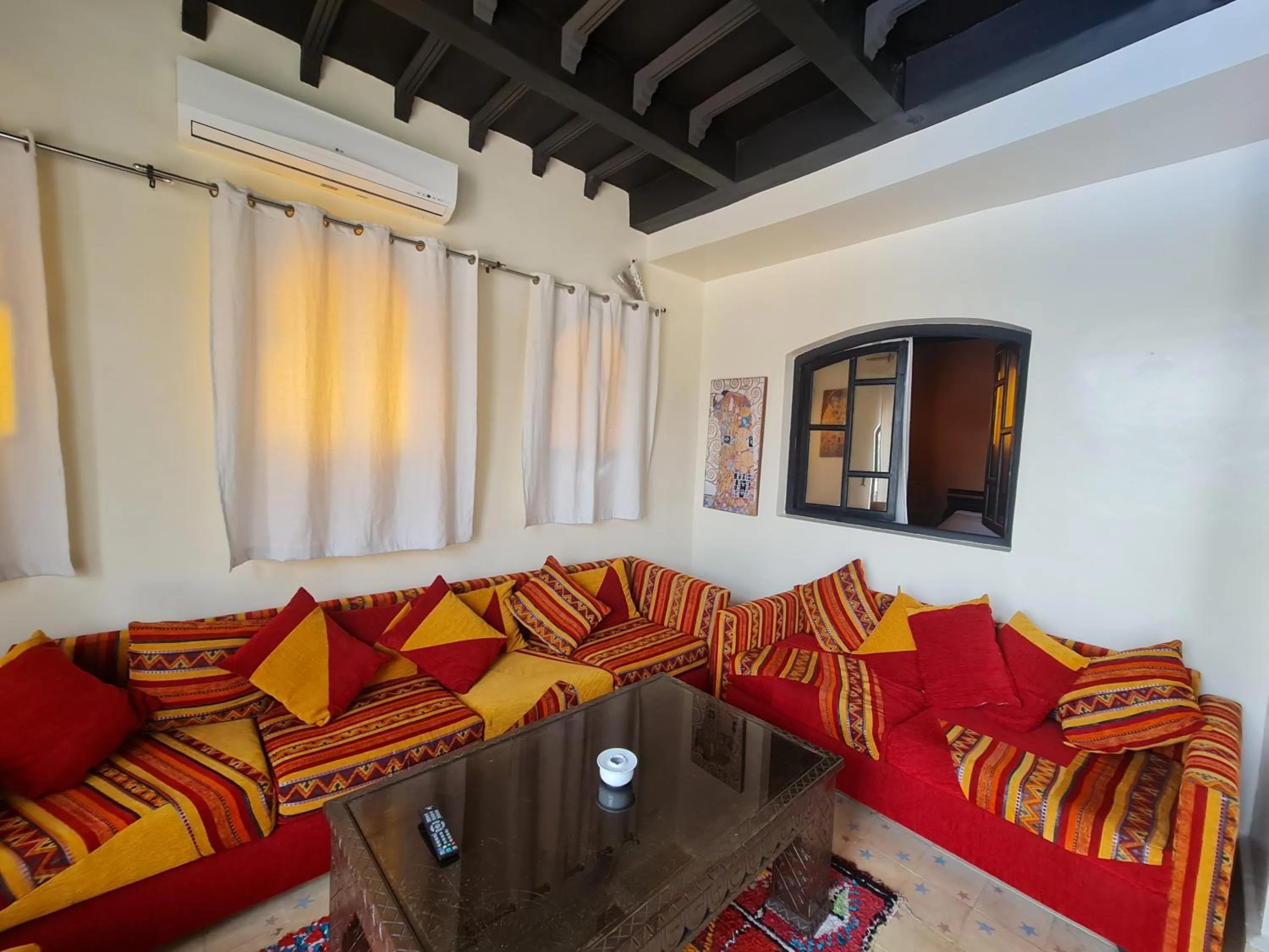 Living room in Targafit Hotel & Hammam