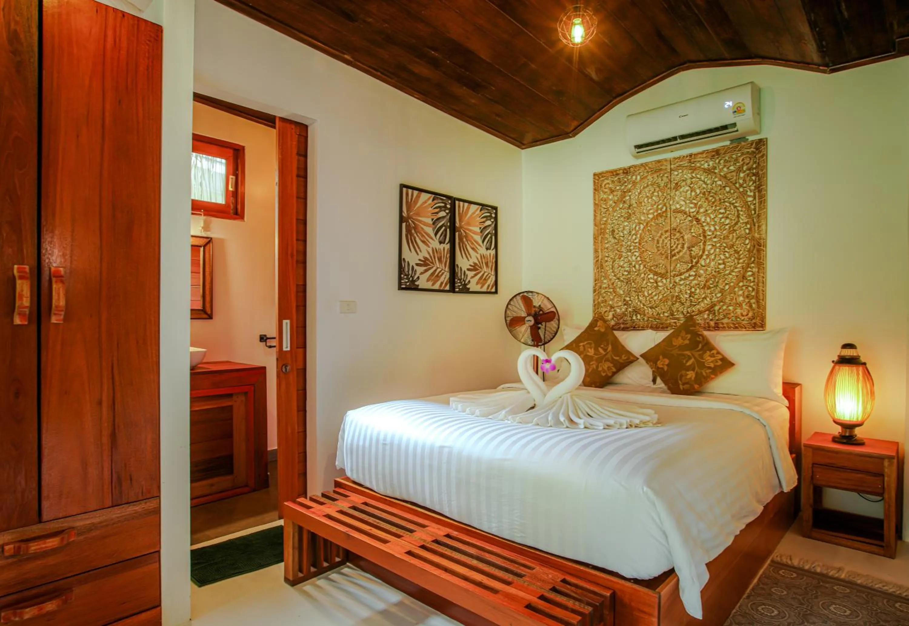 Bedroom, Bed in Amaya Boutique Resort
