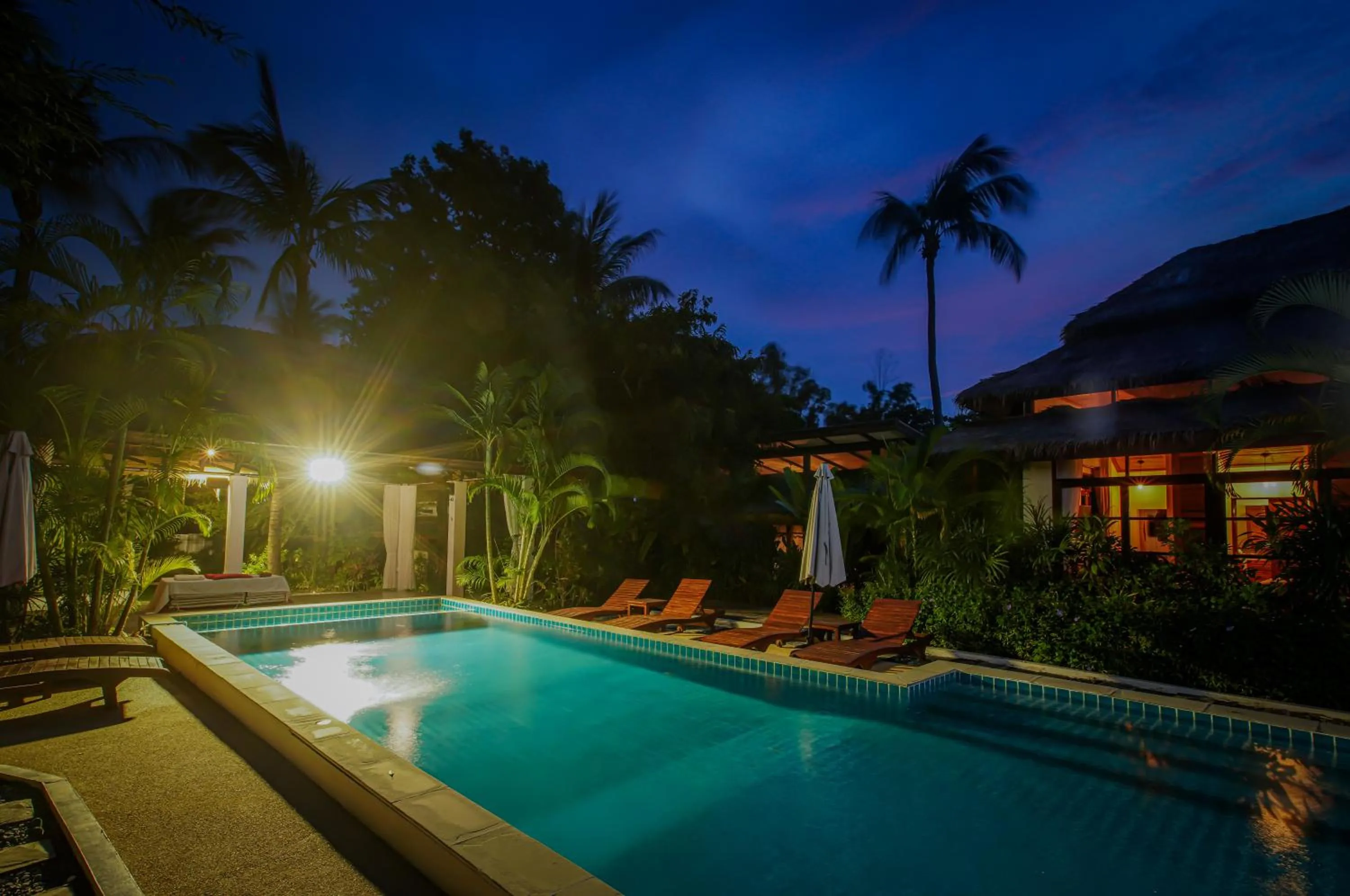 Swimming pool in Amaya Boutique Resort