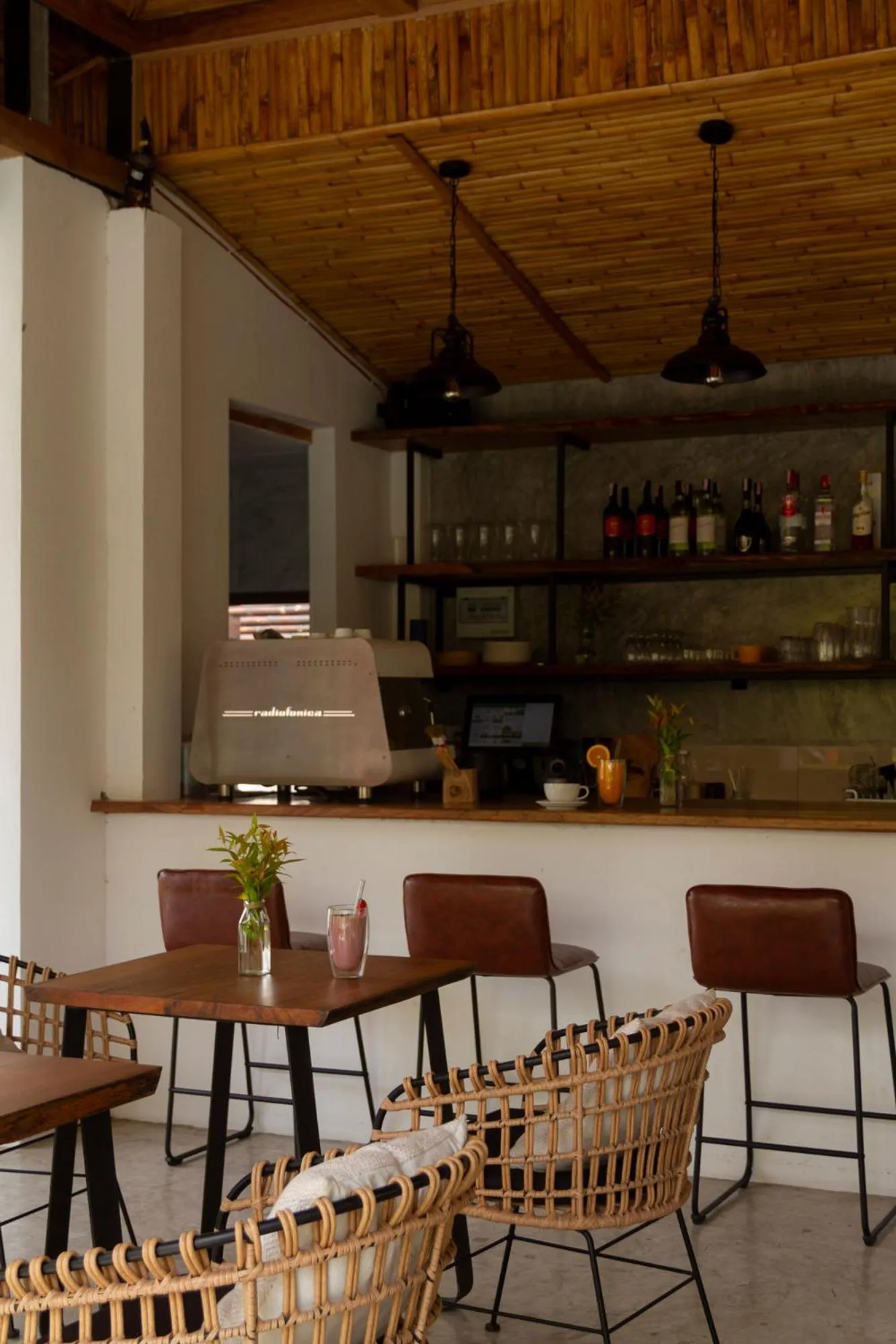 Lounge or bar in Amaya Boutique Resort