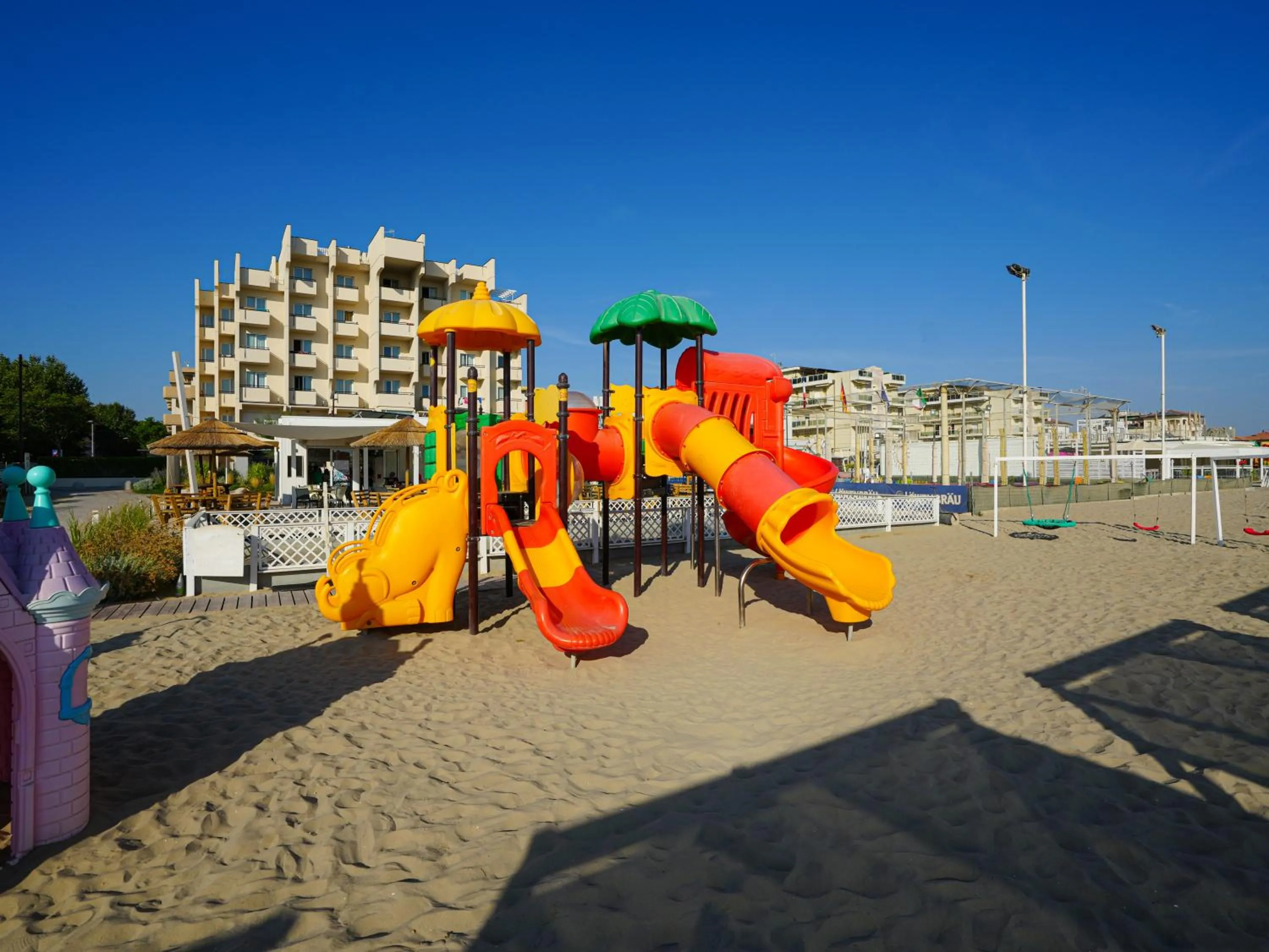 Day in Dasamo Hotel - Dada Hotels