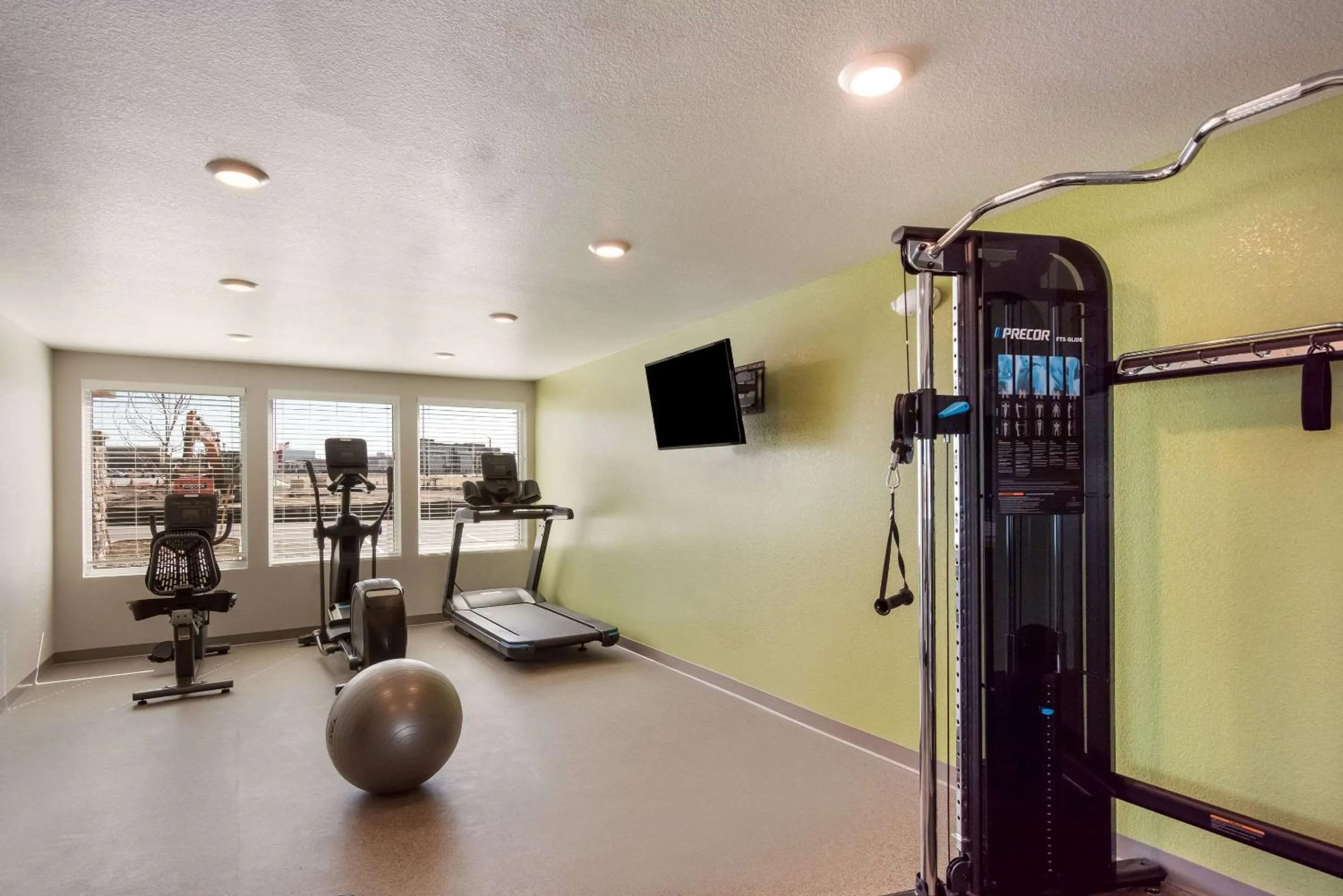 Fitness centre/facilities in WoodSpring Suites Colorado Springs North - Air Force Academy