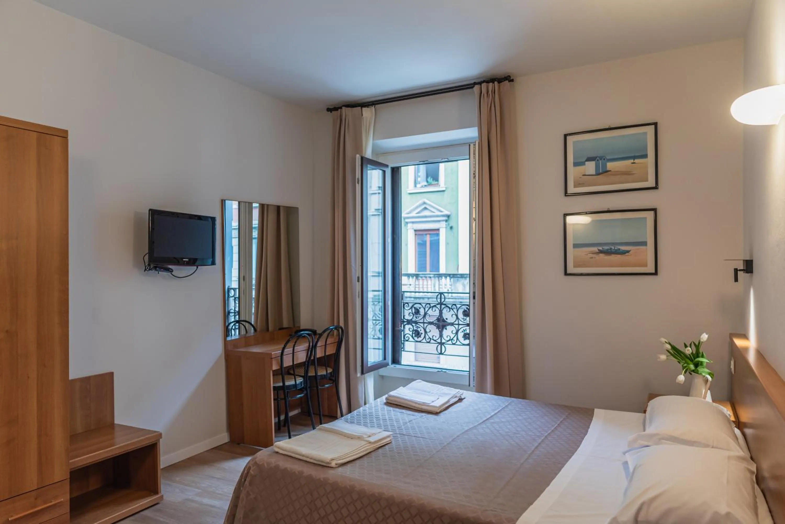 Bed in Hotel Del Sole