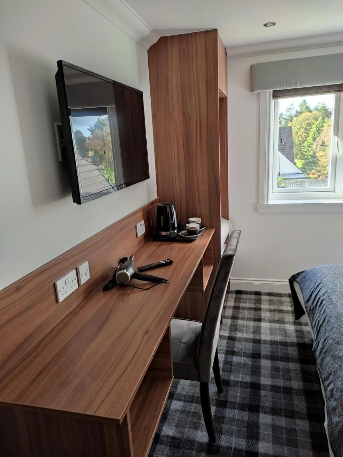 TV and multimedia in Mango the Hotel