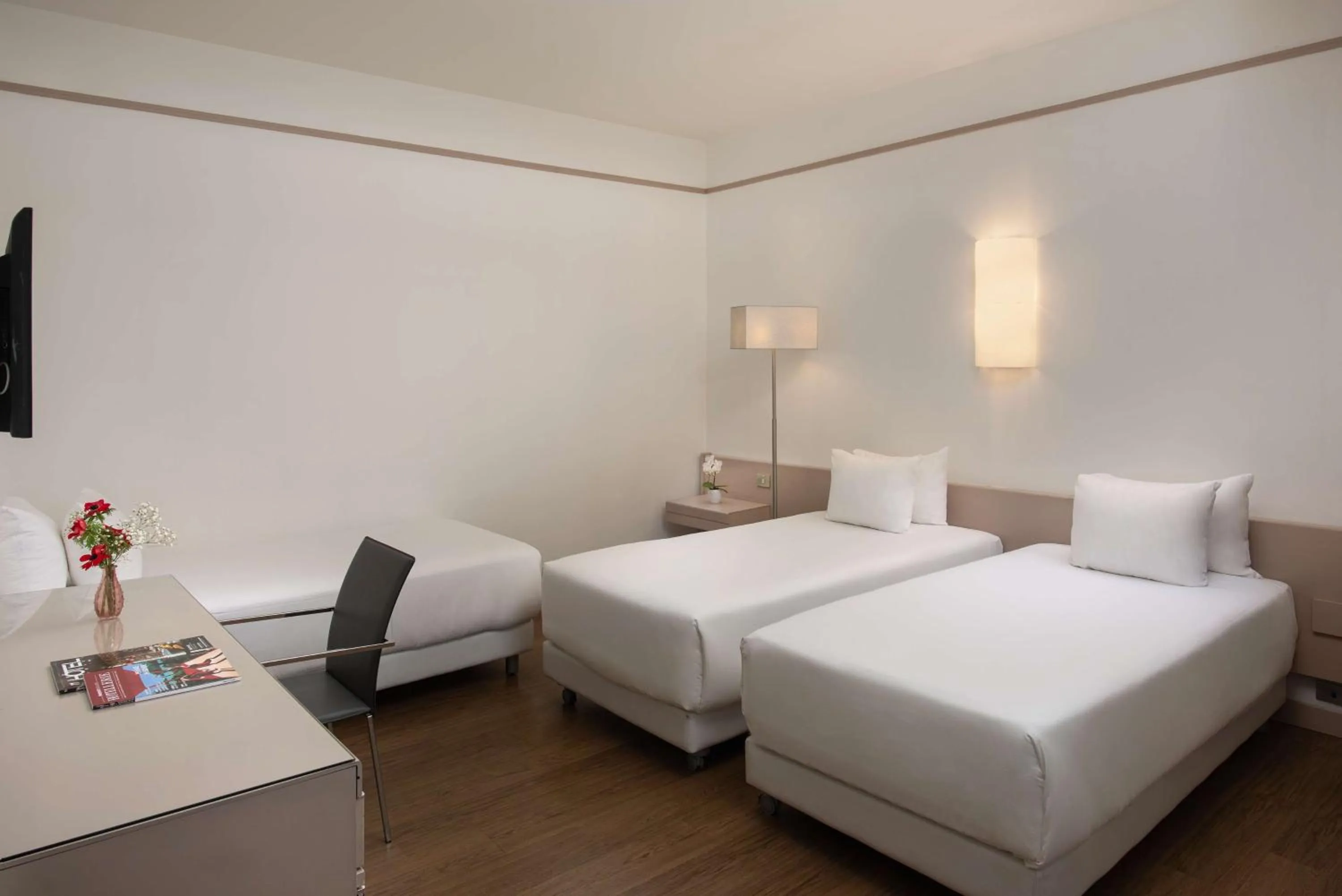 Bedroom, Bed in NH Pisa