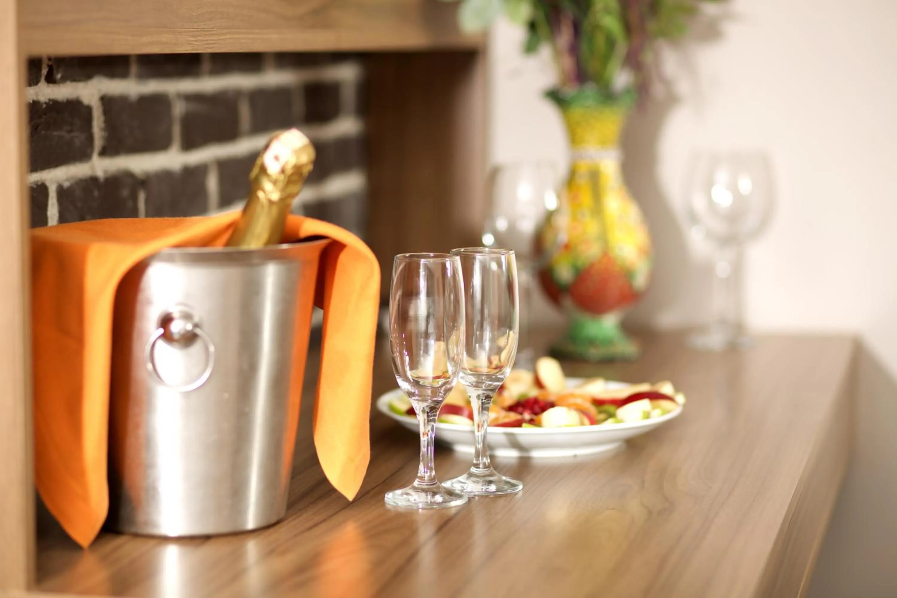 Food and drinks in La Vida Old City Hotel