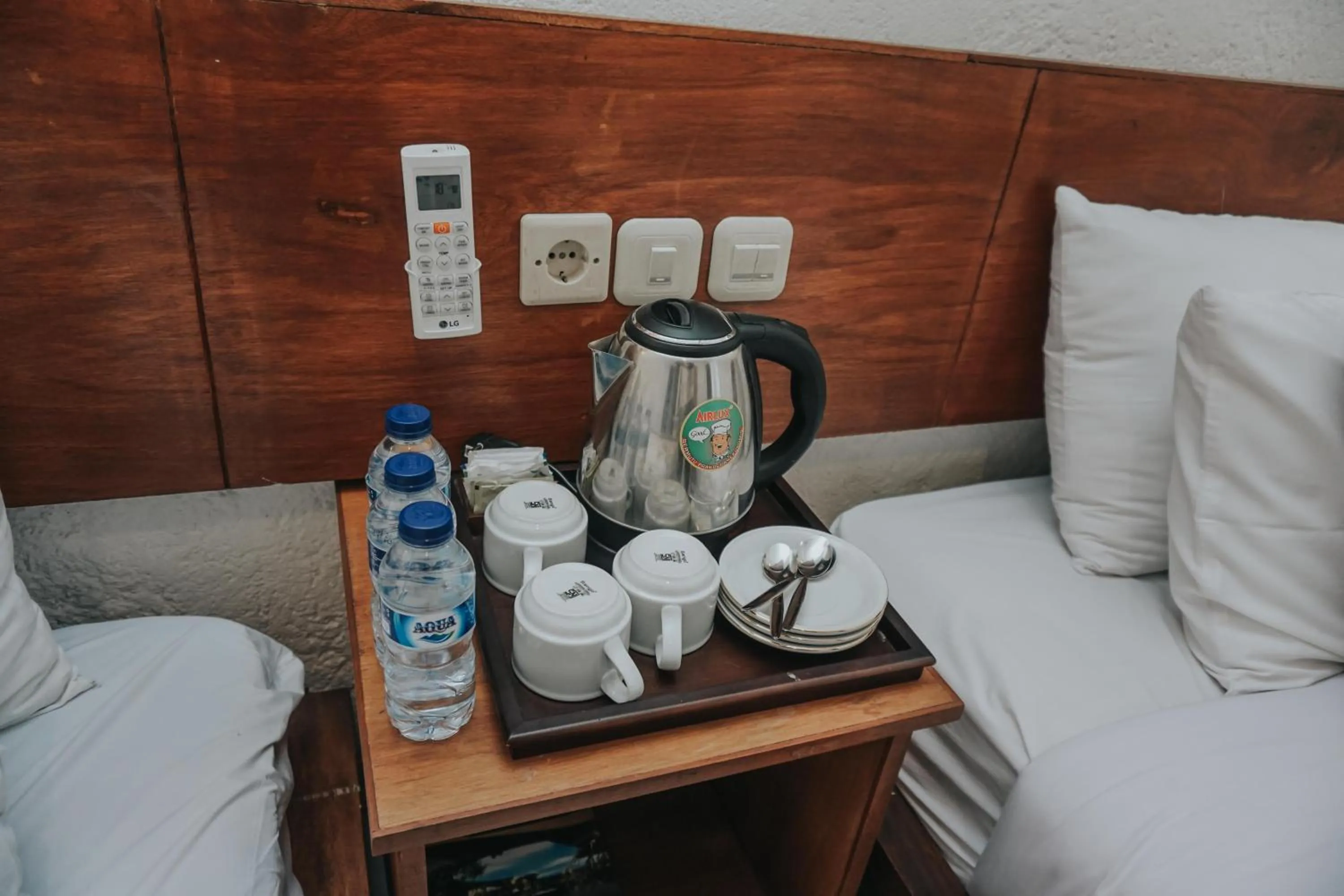 Coffee/tea facilities in Cempaka Borobudur Guest House