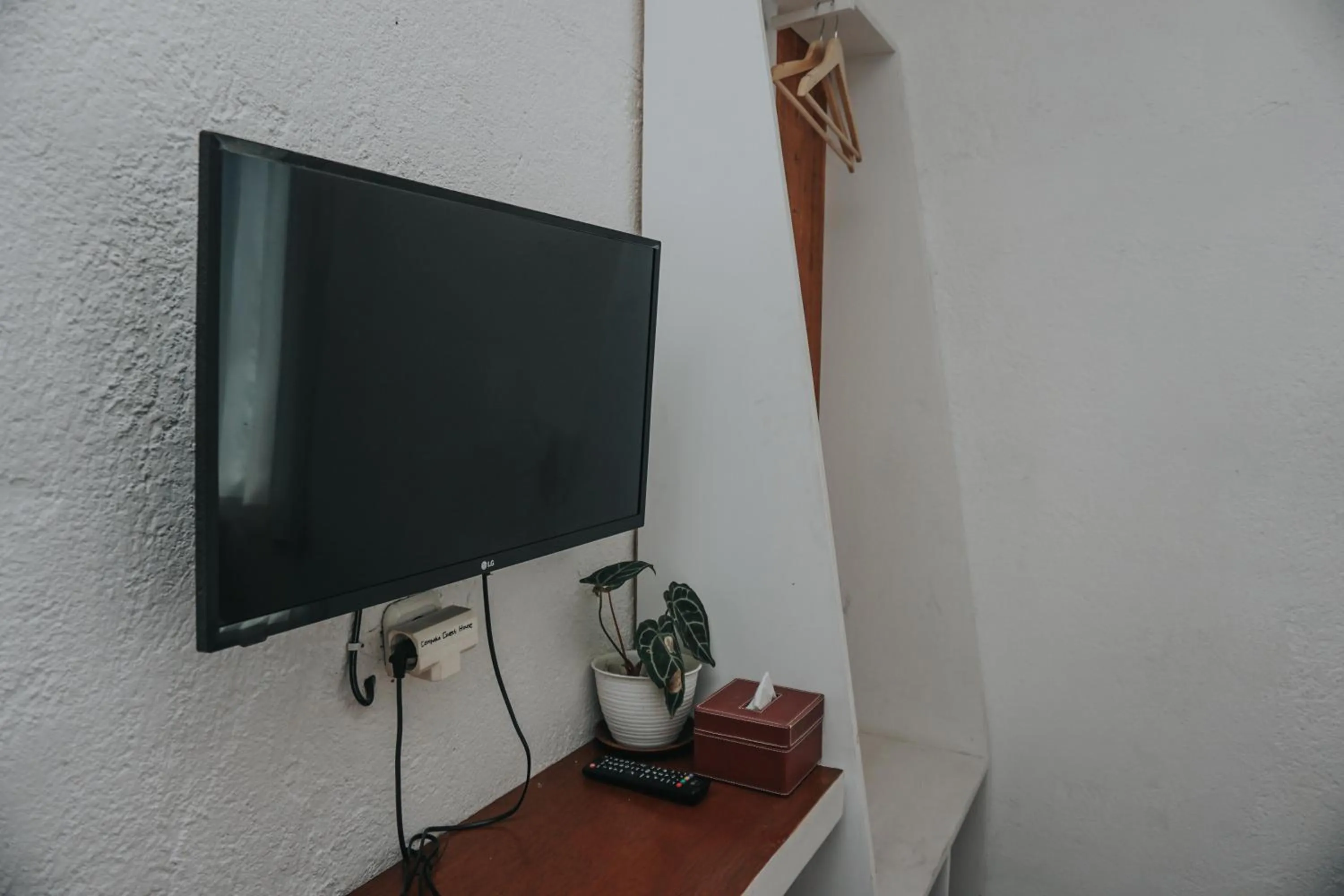 TV and multimedia in Cempaka Borobudur Guest House