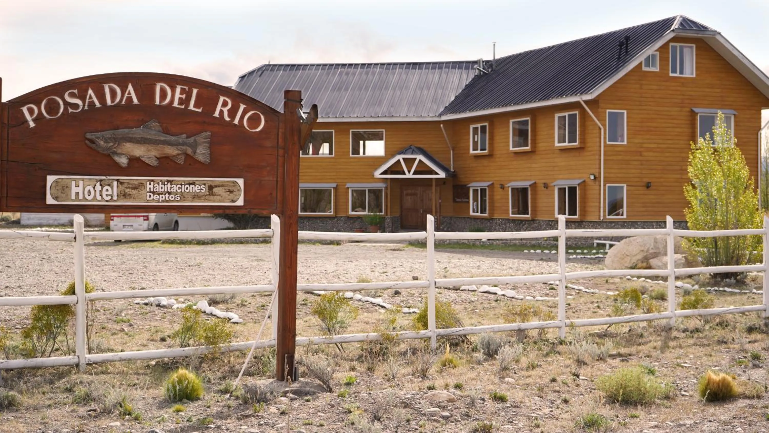 Property building in Hotel Posada del Río - Chile Chico