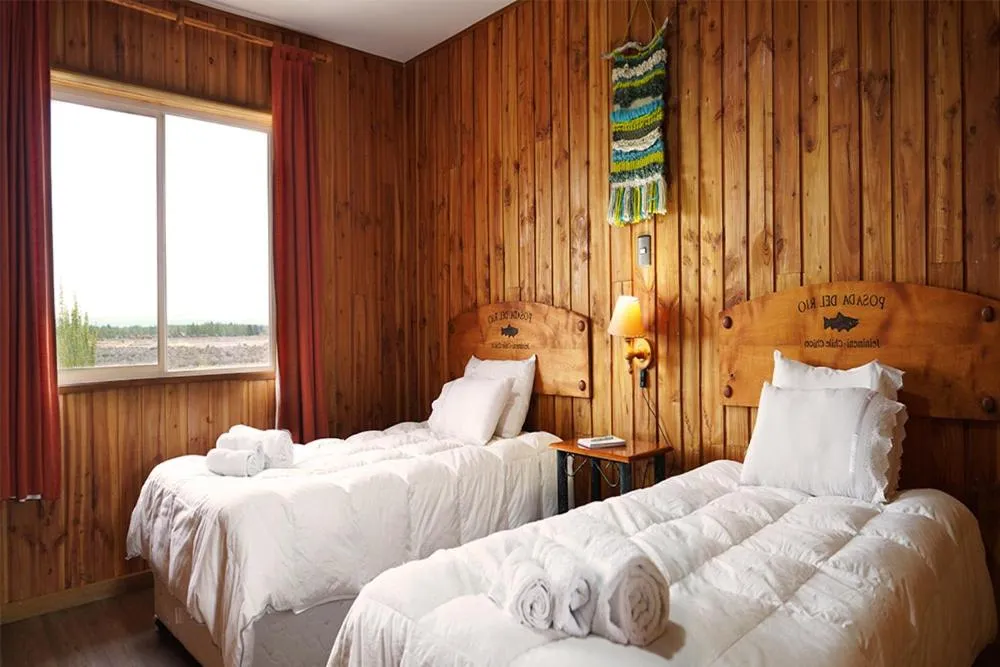 Bed in Hotel Posada del Río - Chile Chico