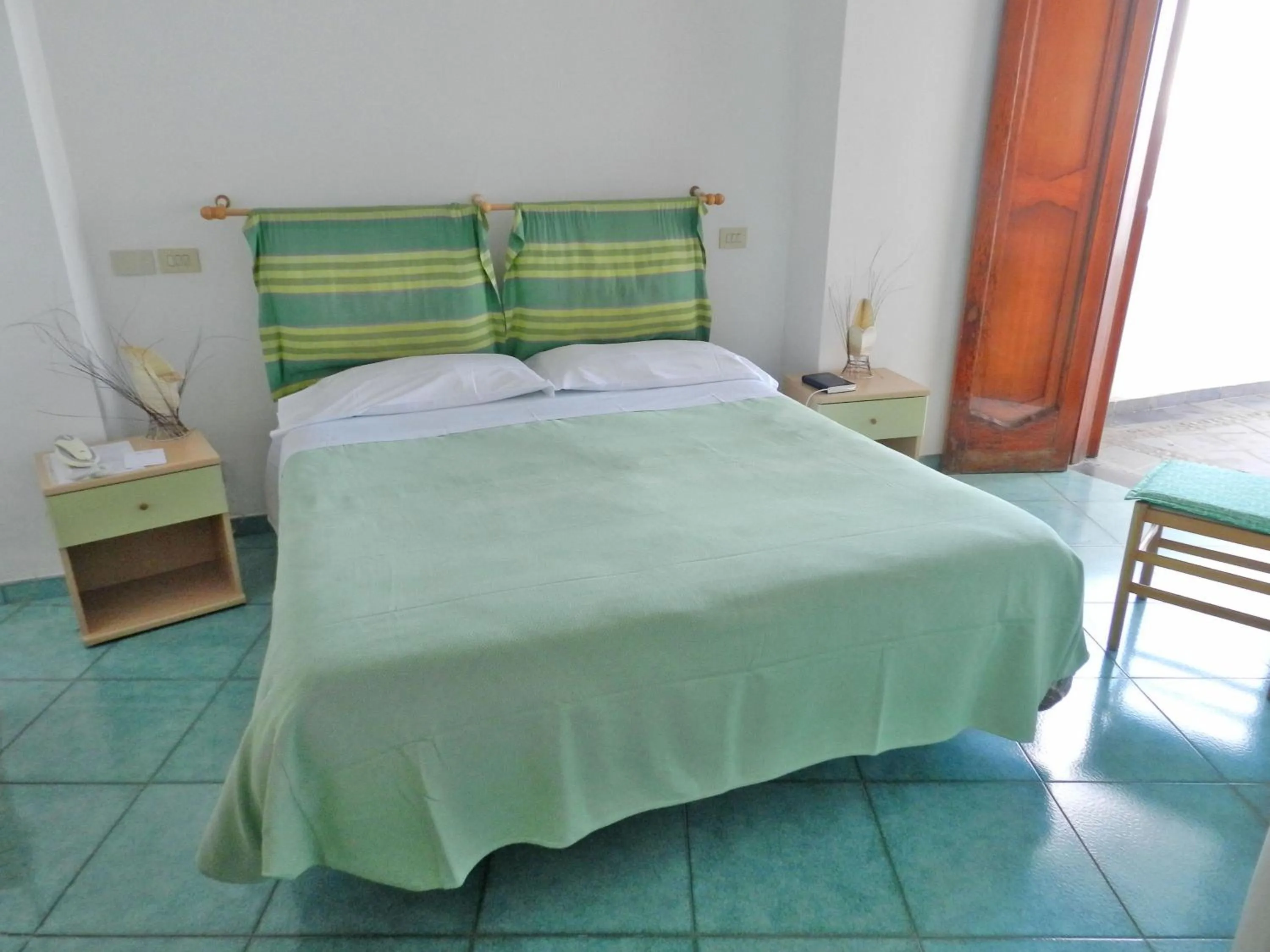 Bed in Hotel Holiday