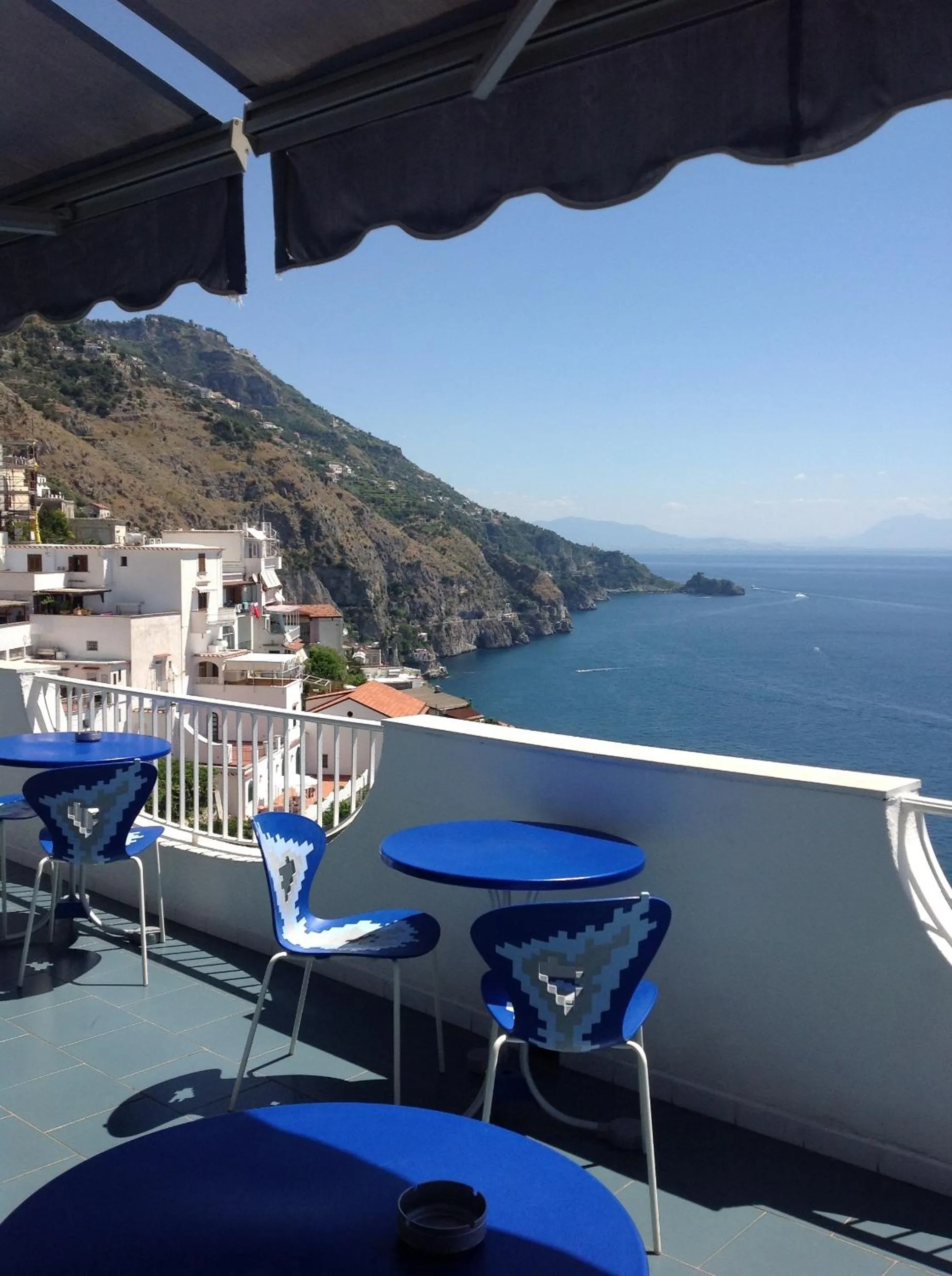 Balcony/Terrace in Hotel Holiday