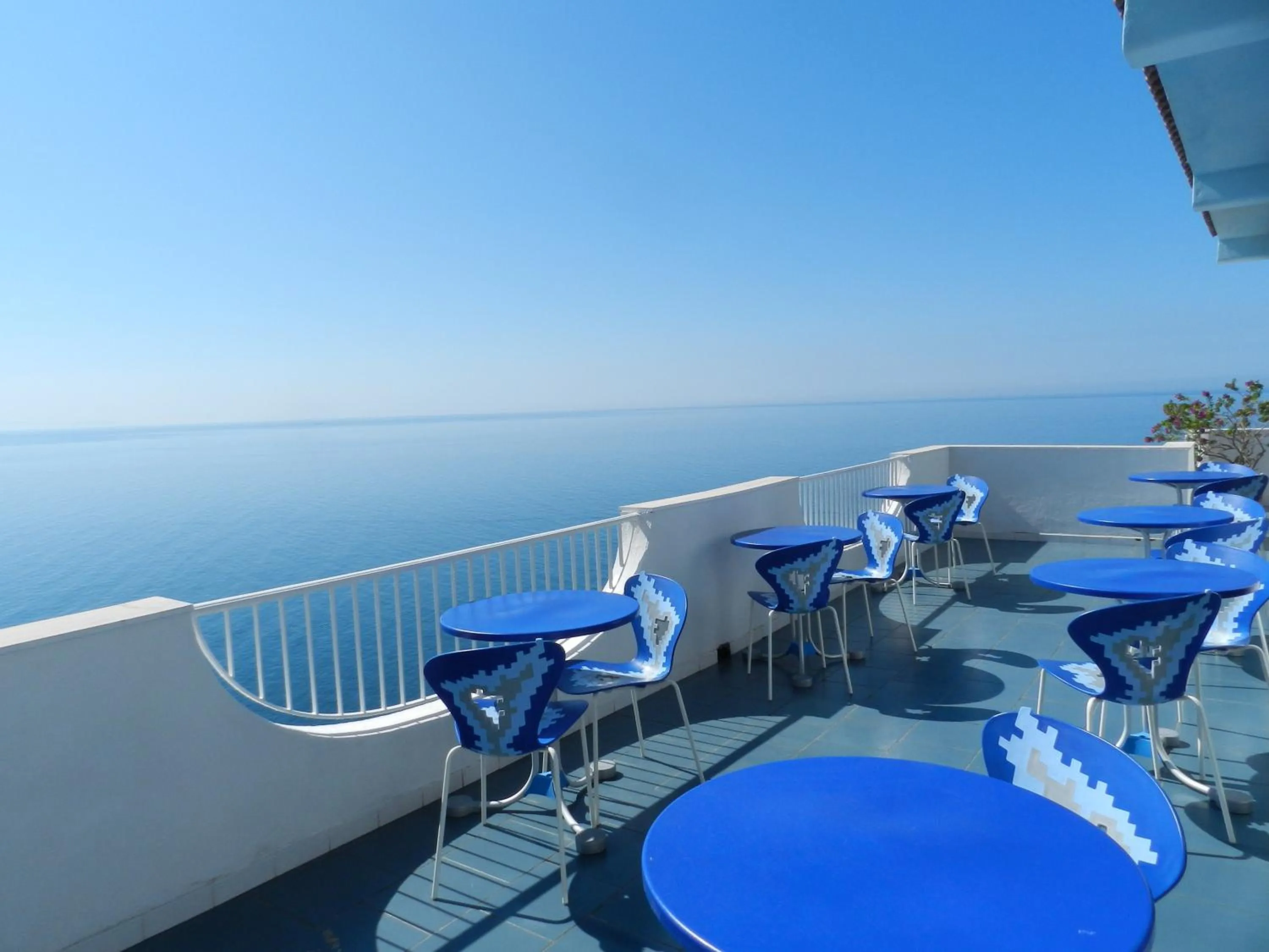 Balcony/Terrace in Hotel Holiday