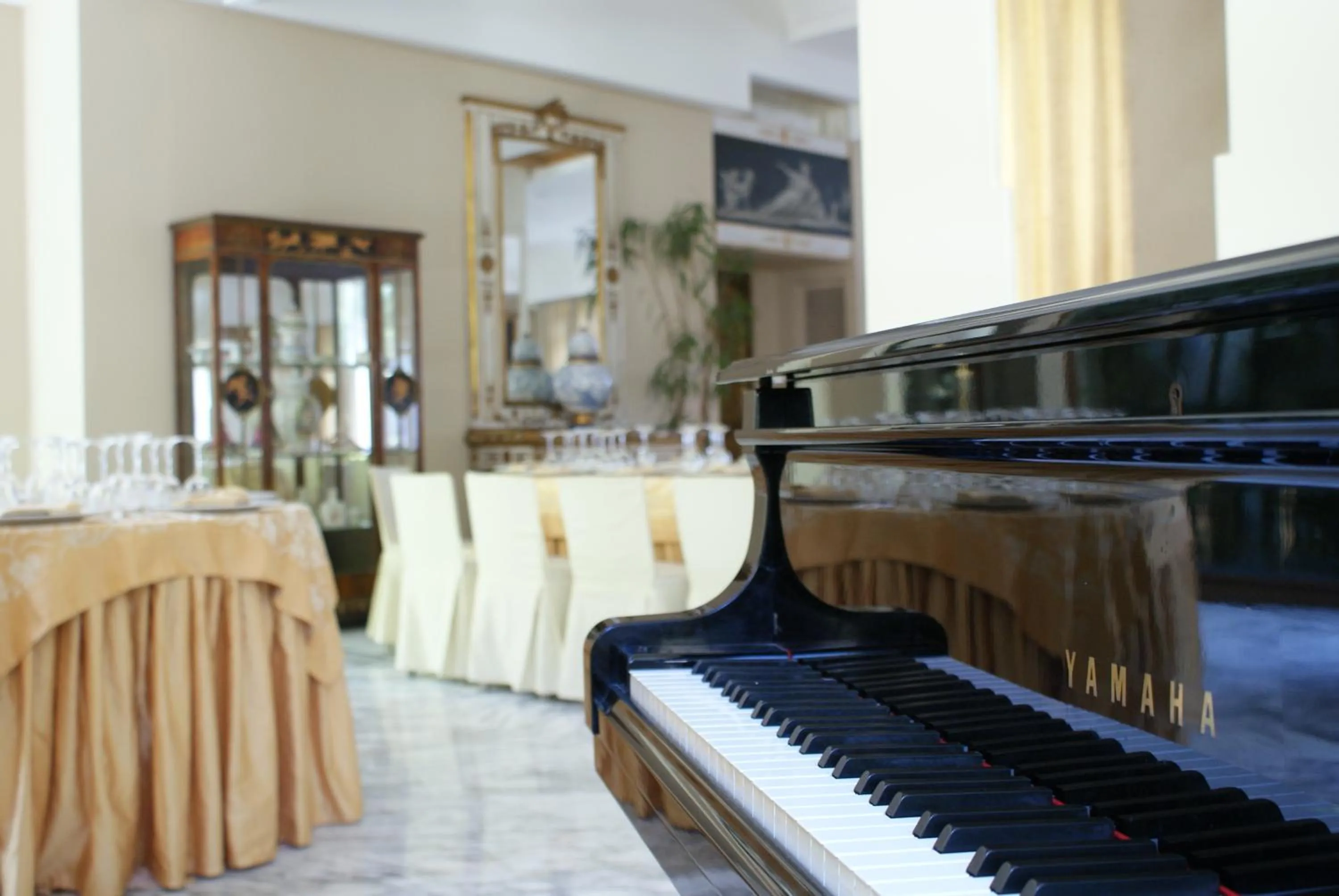 Restaurant/places to eat in Solofra Palace Hotel & Resort