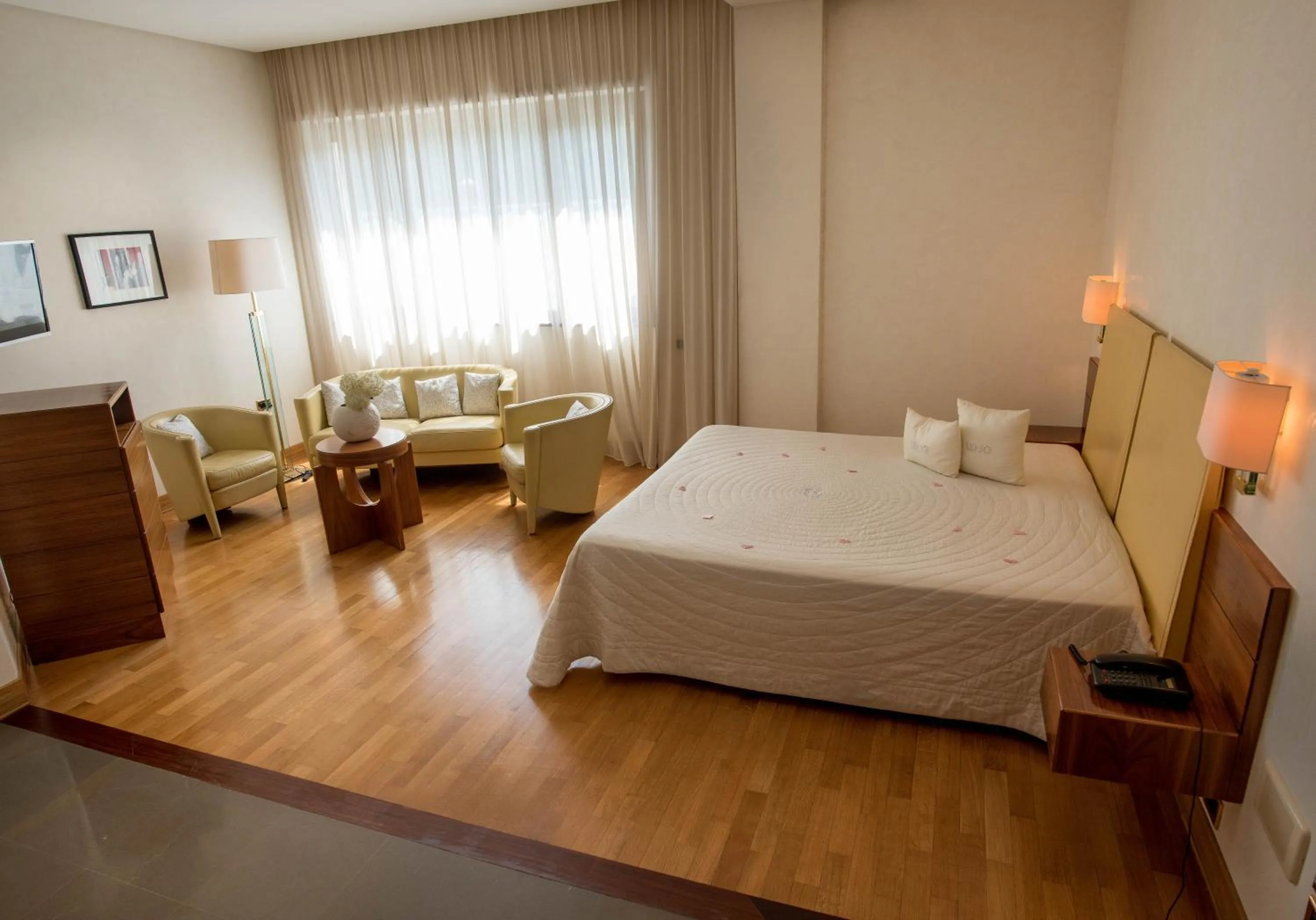 TV and multimedia, Bed in Solofra Palace Hotel & Resort