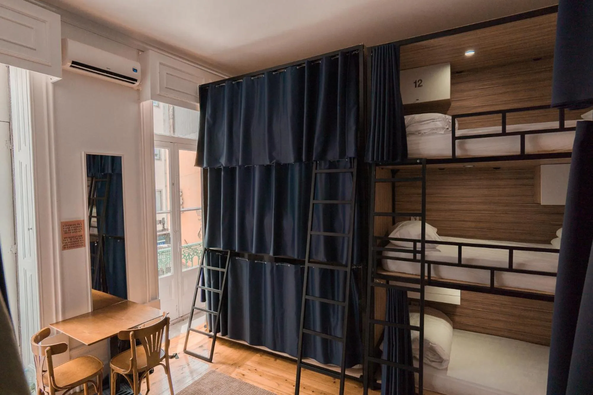 bunk bed, Bed in Rosalma Hostel