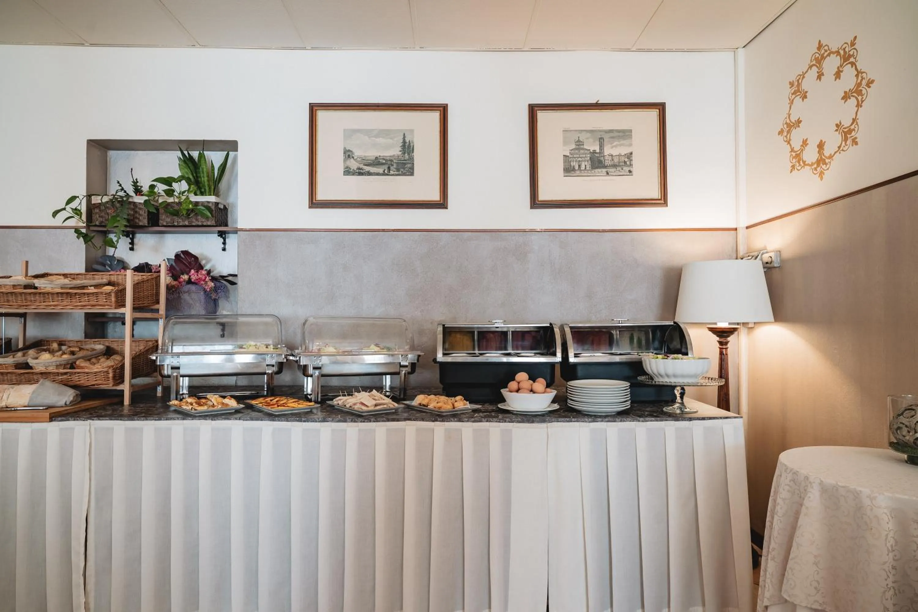 Buffet breakfast in Hotel Carignano