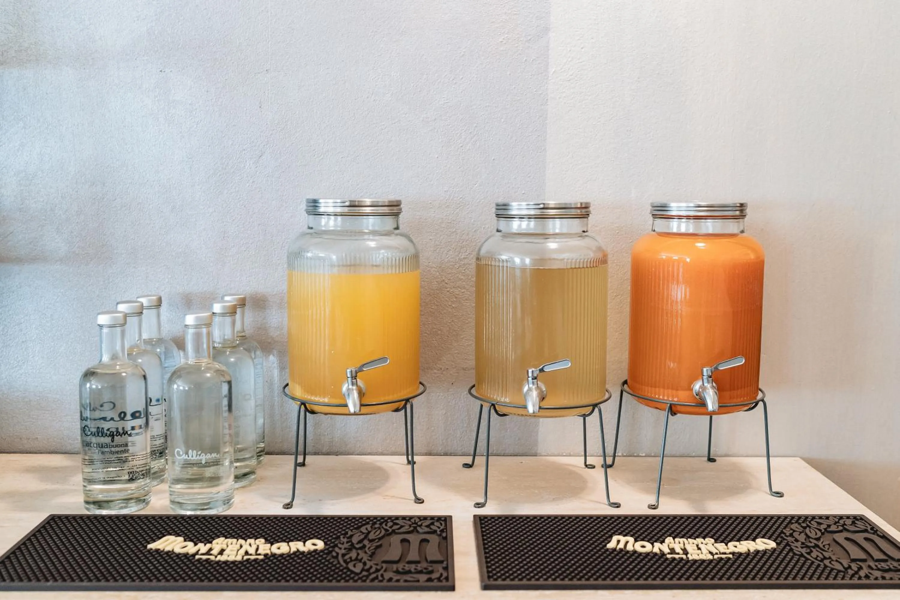 Buffet breakfast in Hotel Carignano