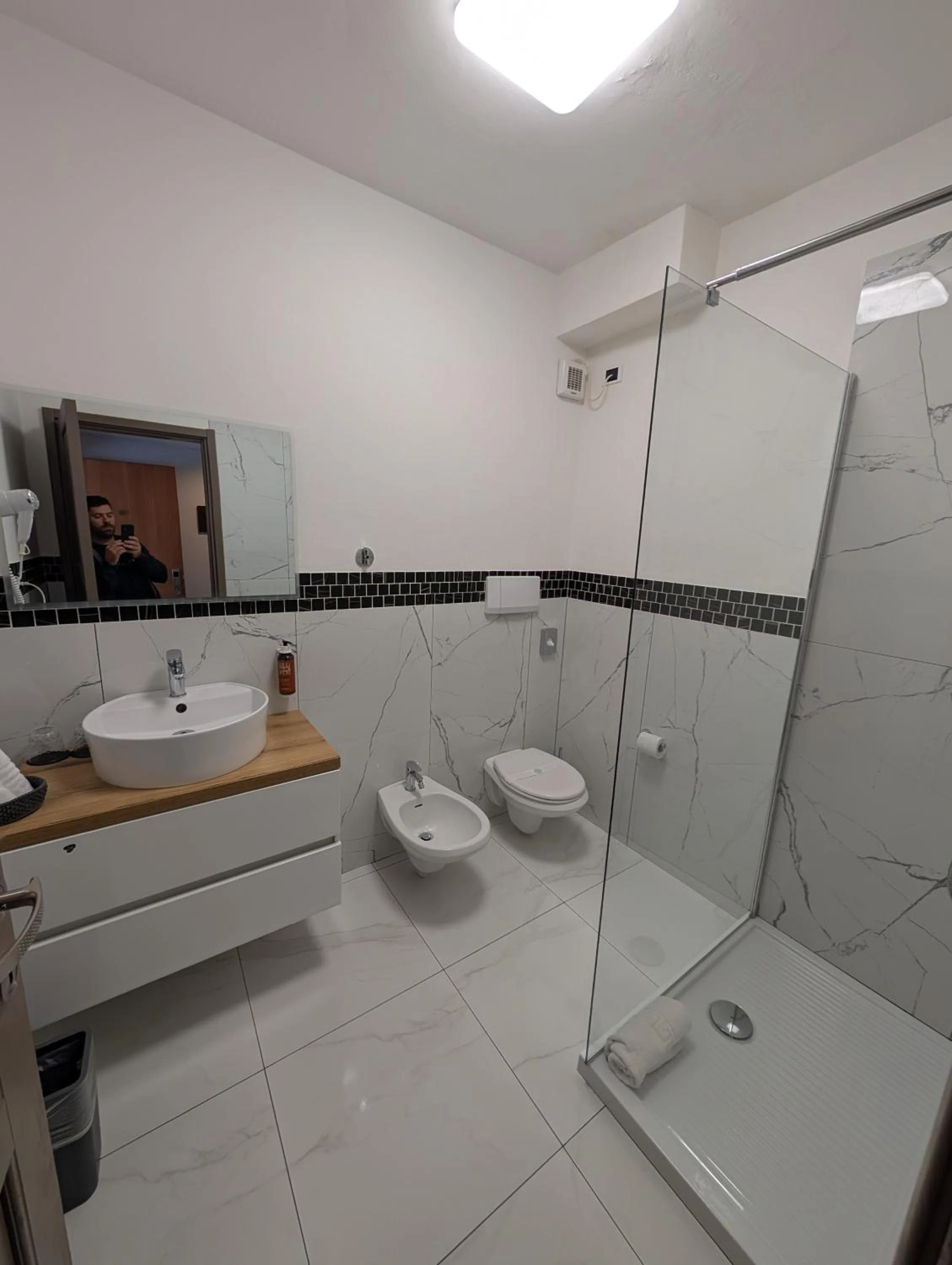 Bathroom in Hotel Carignano