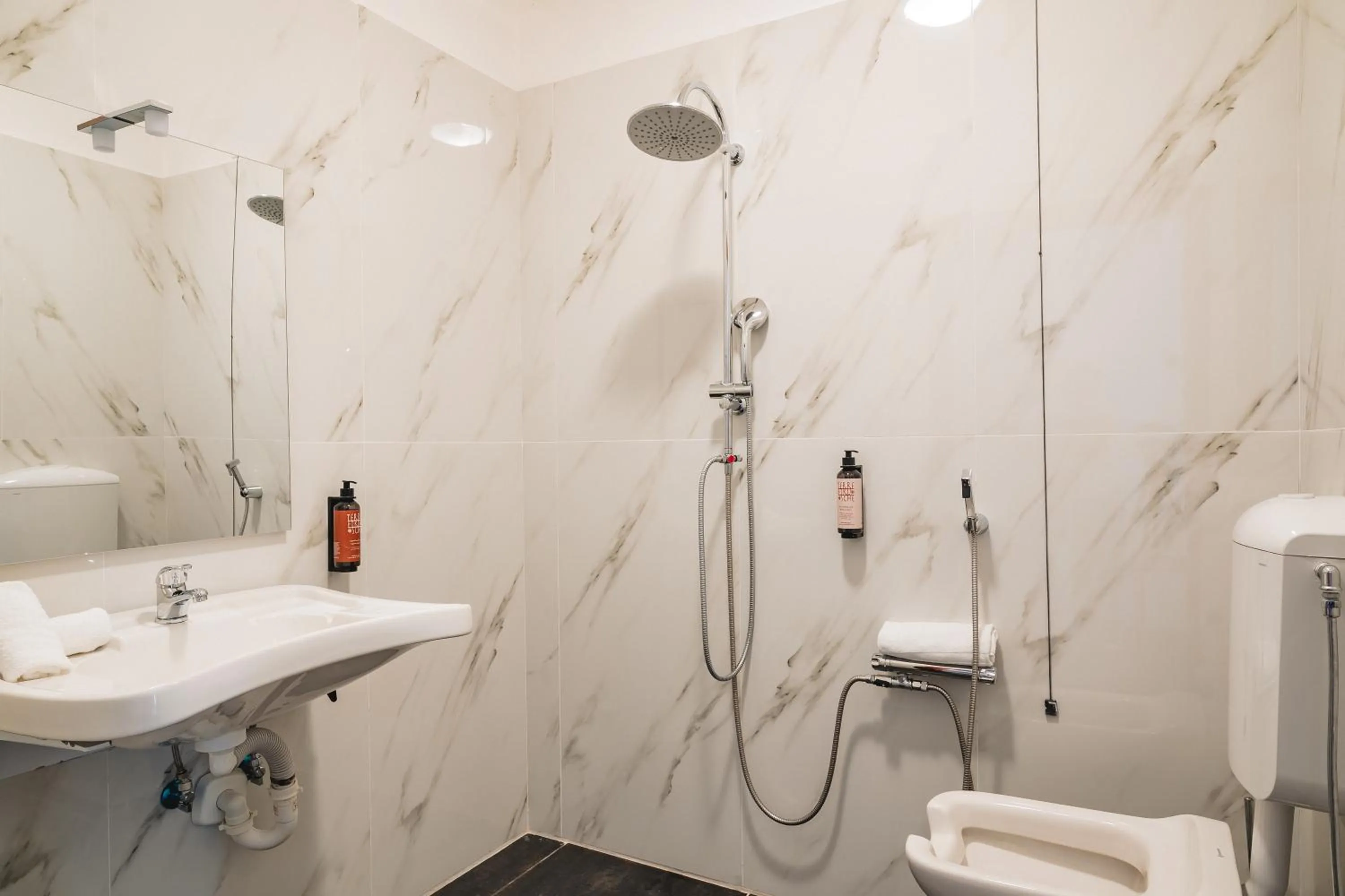 Bathroom in Hotel Carignano