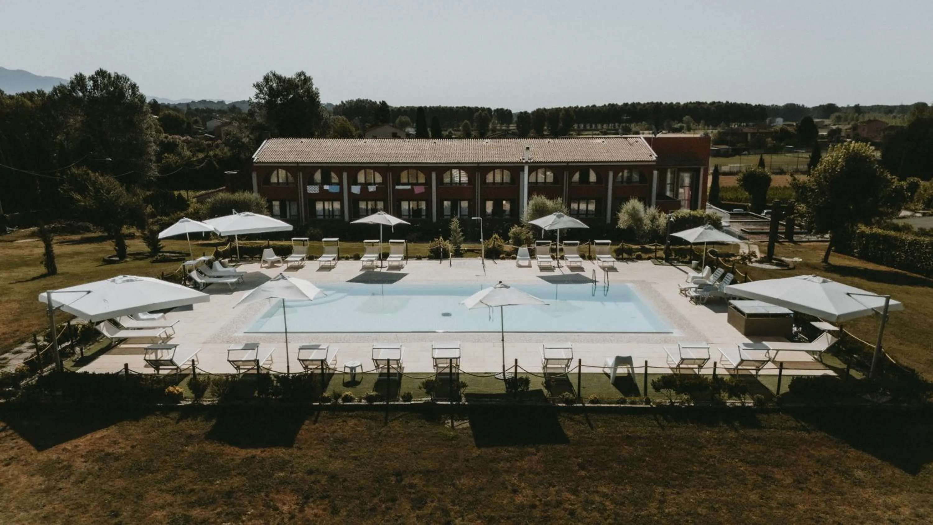 Swimming pool in Hotel Carignano