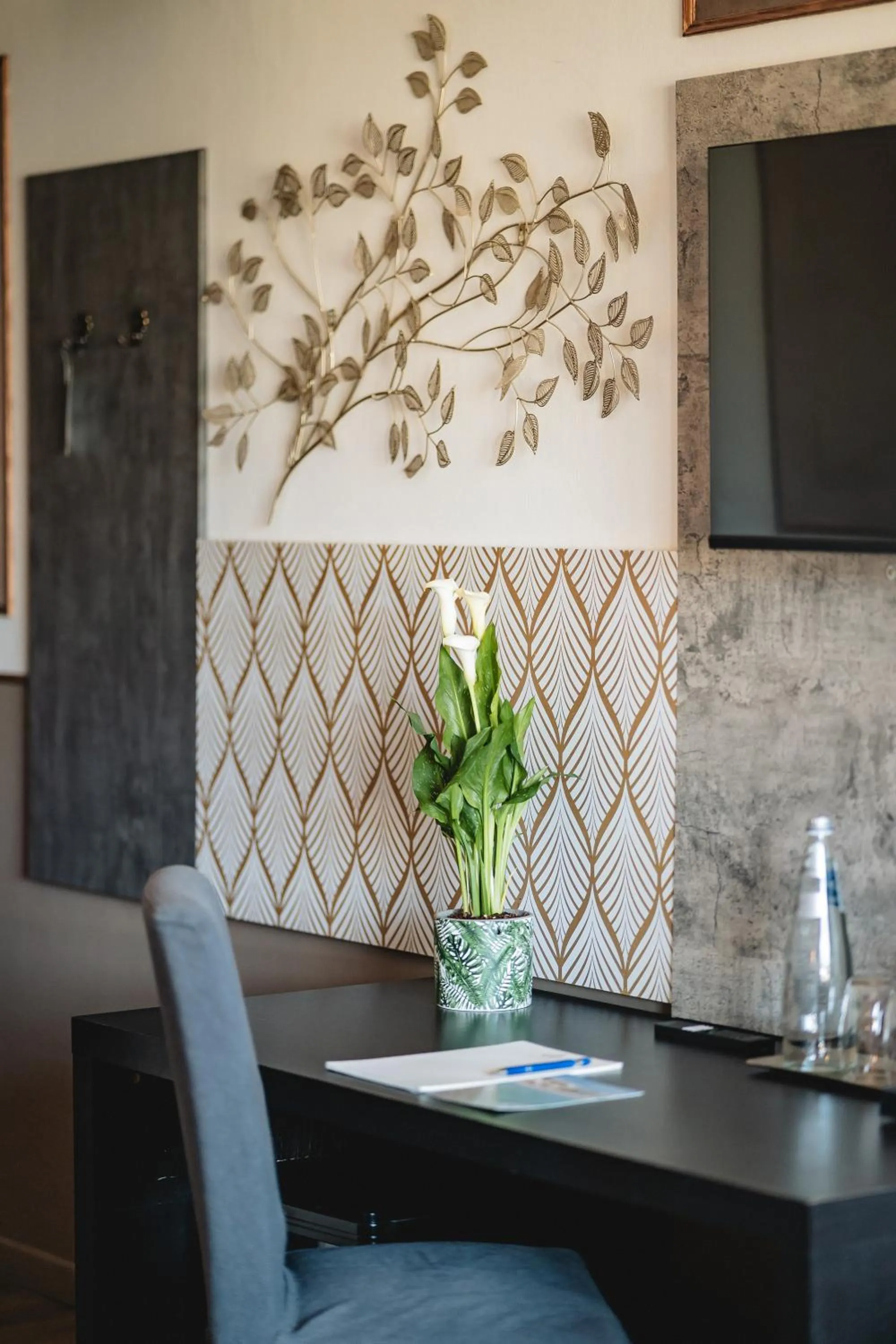 Bedroom in Hotel Carignano