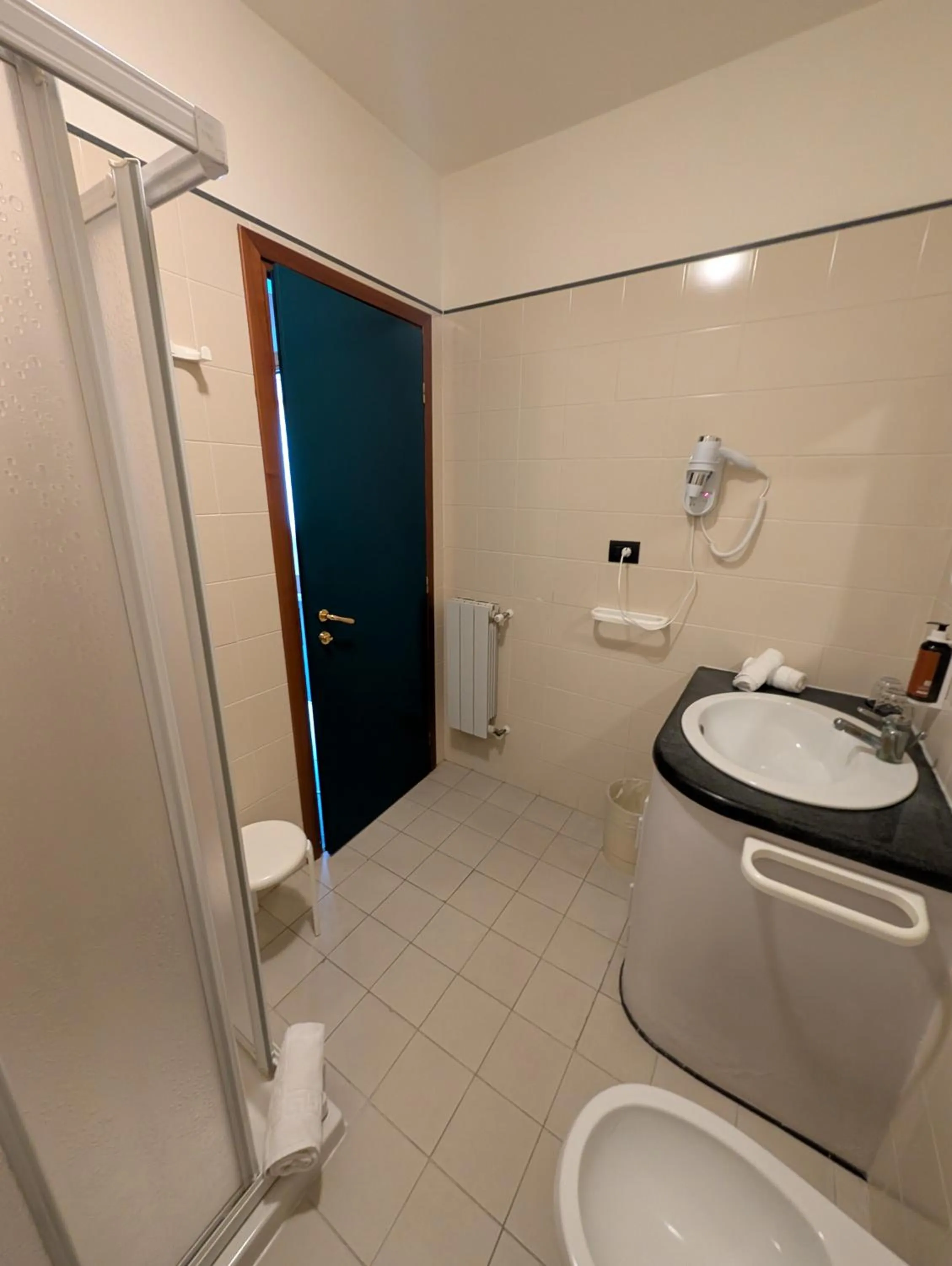 Bathroom in Hotel Carignano