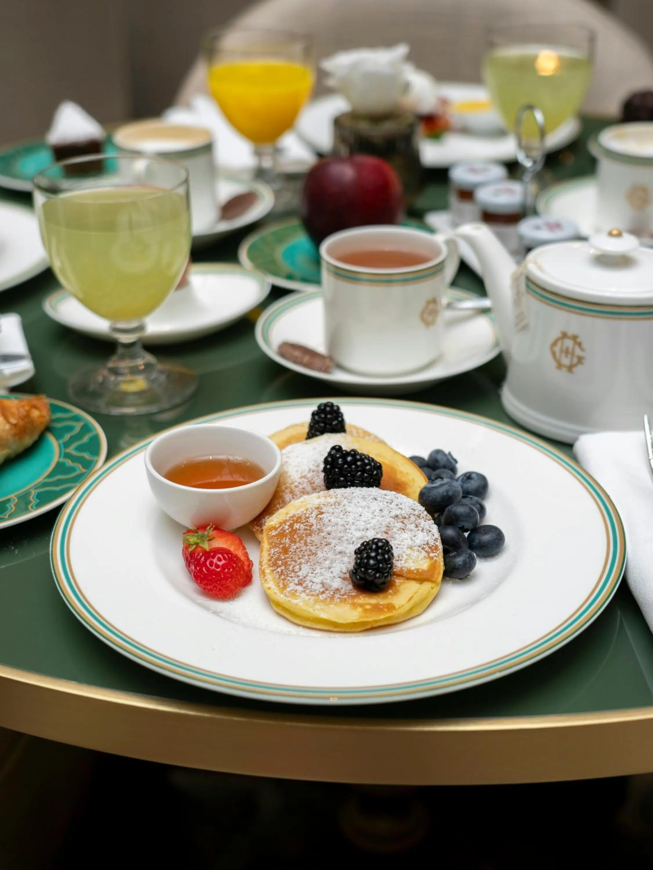 Buffet breakfast in Hotel Gabrielli Venezia - Starhotels Collezione