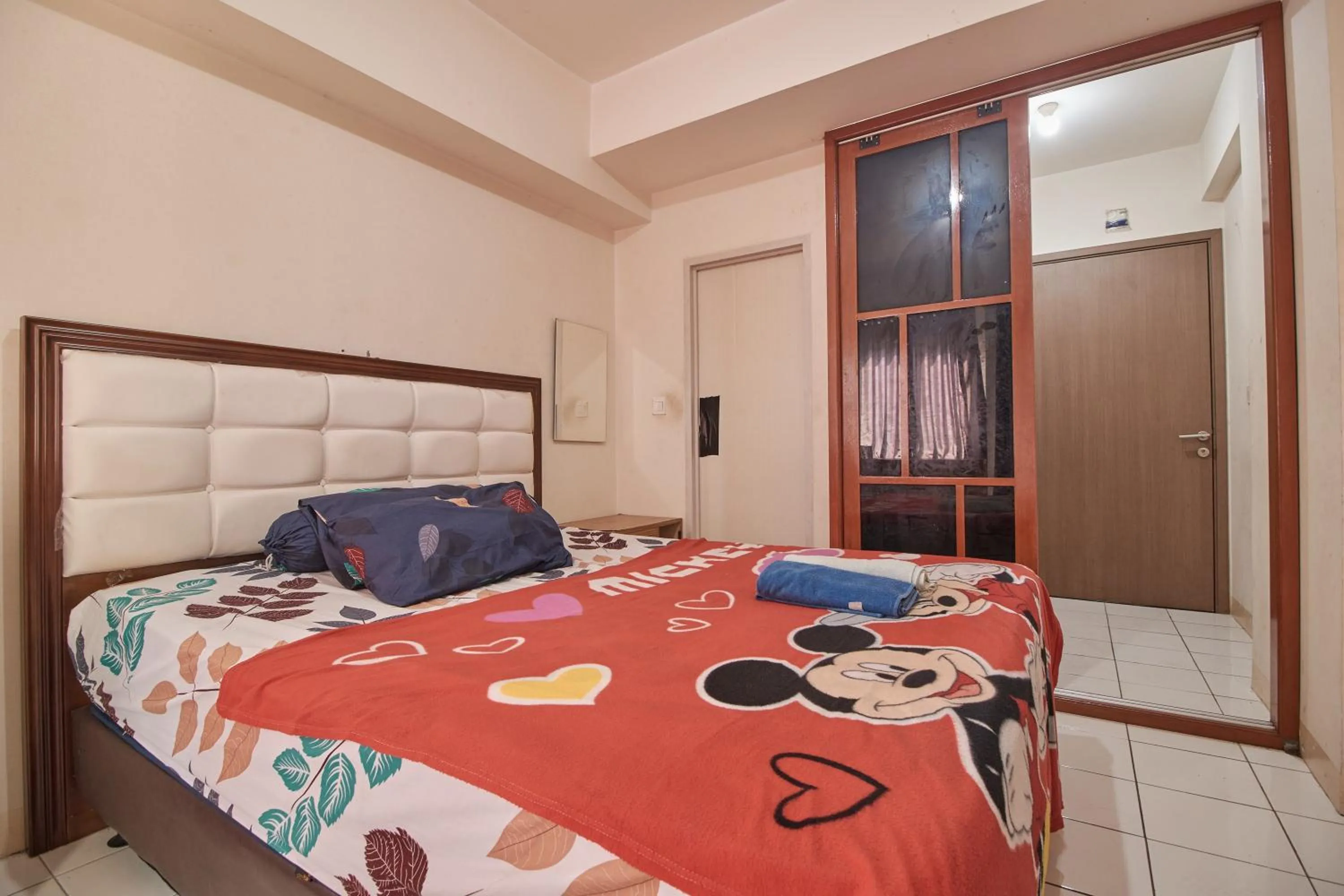 Bed in Room Rendi Podomoro Golf View