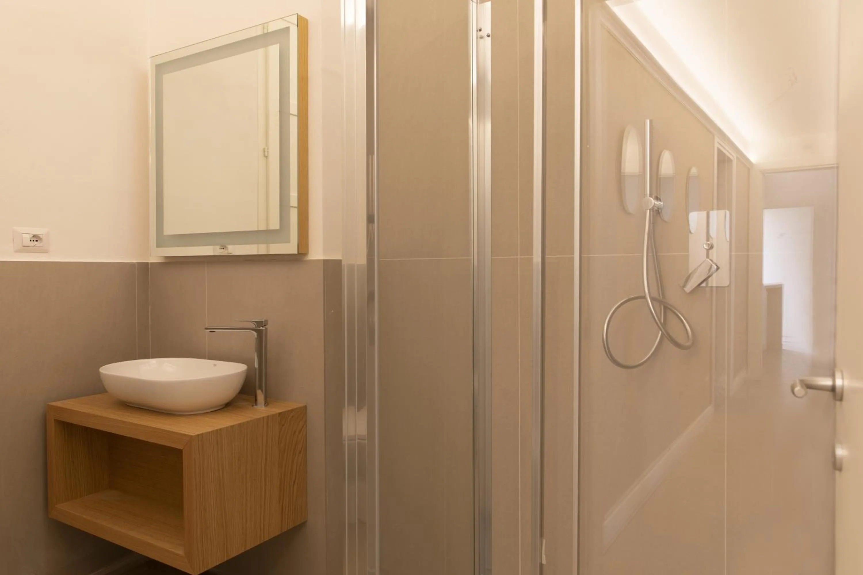 Bathroom in Palazzo dei Ciompi Suites