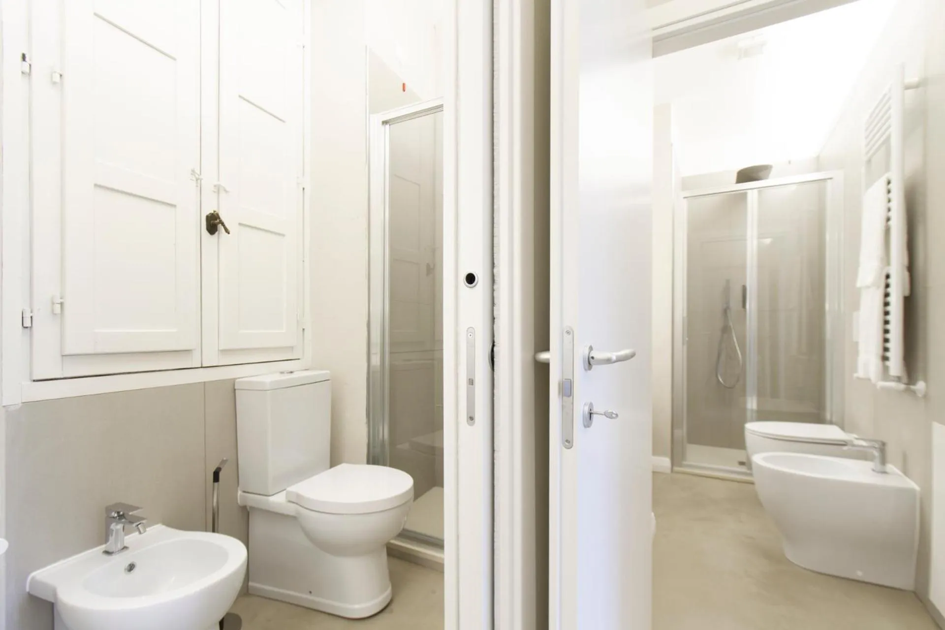 Bathroom in Palazzo dei Ciompi Suites