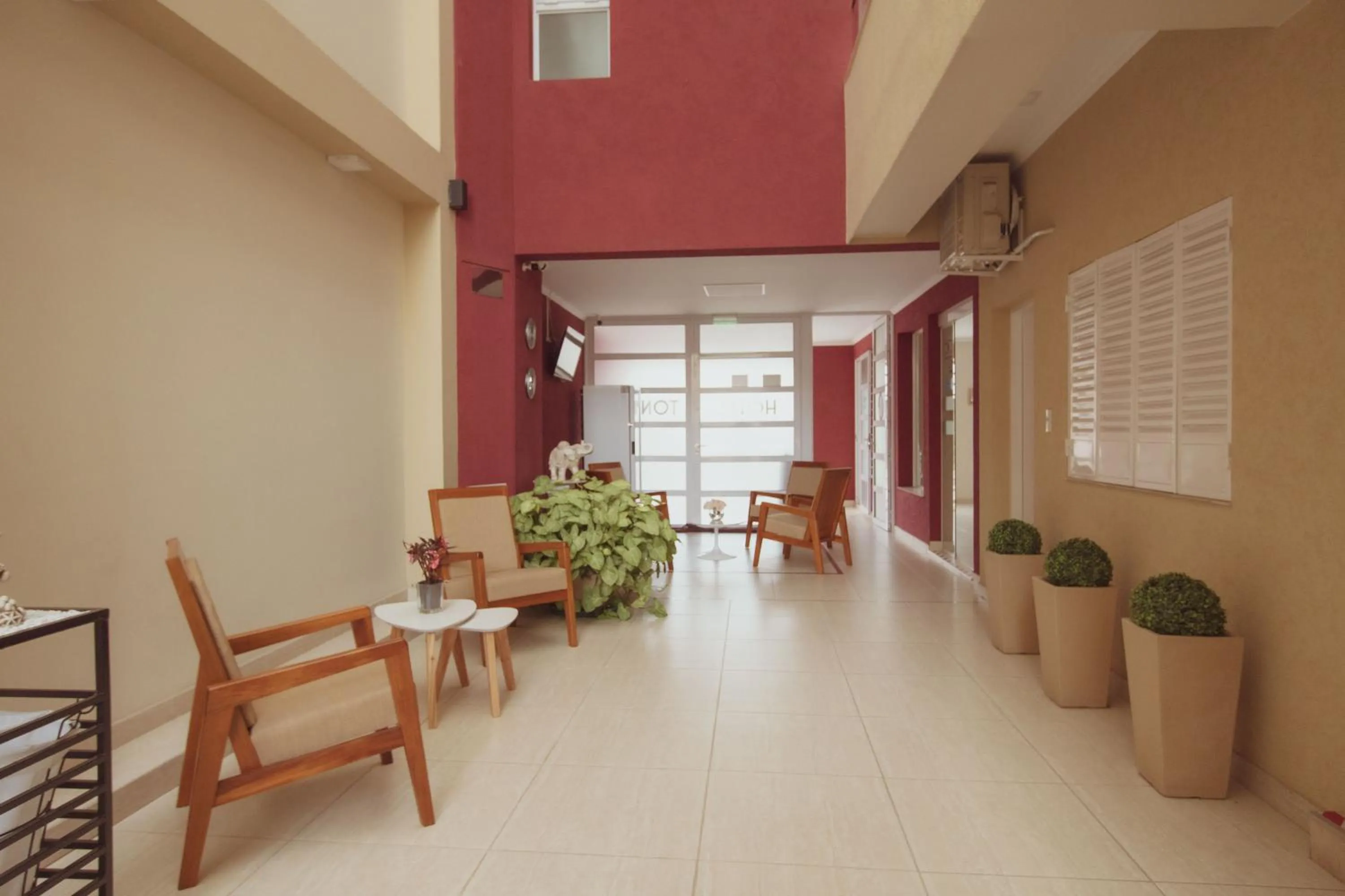 Property building in Hotel Tonight