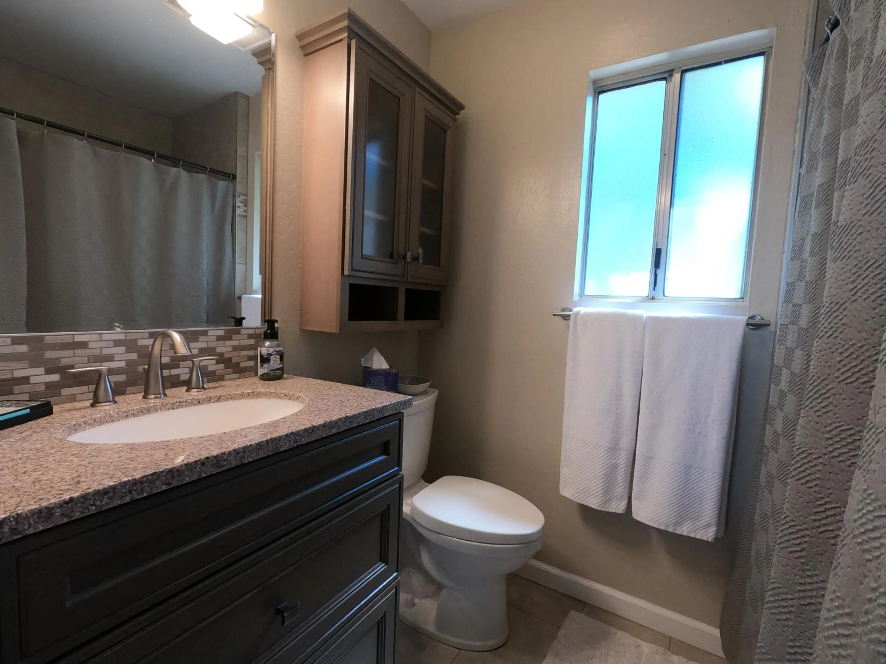 Toilet in Sommer Hus-Best value in Southern California Wine Country