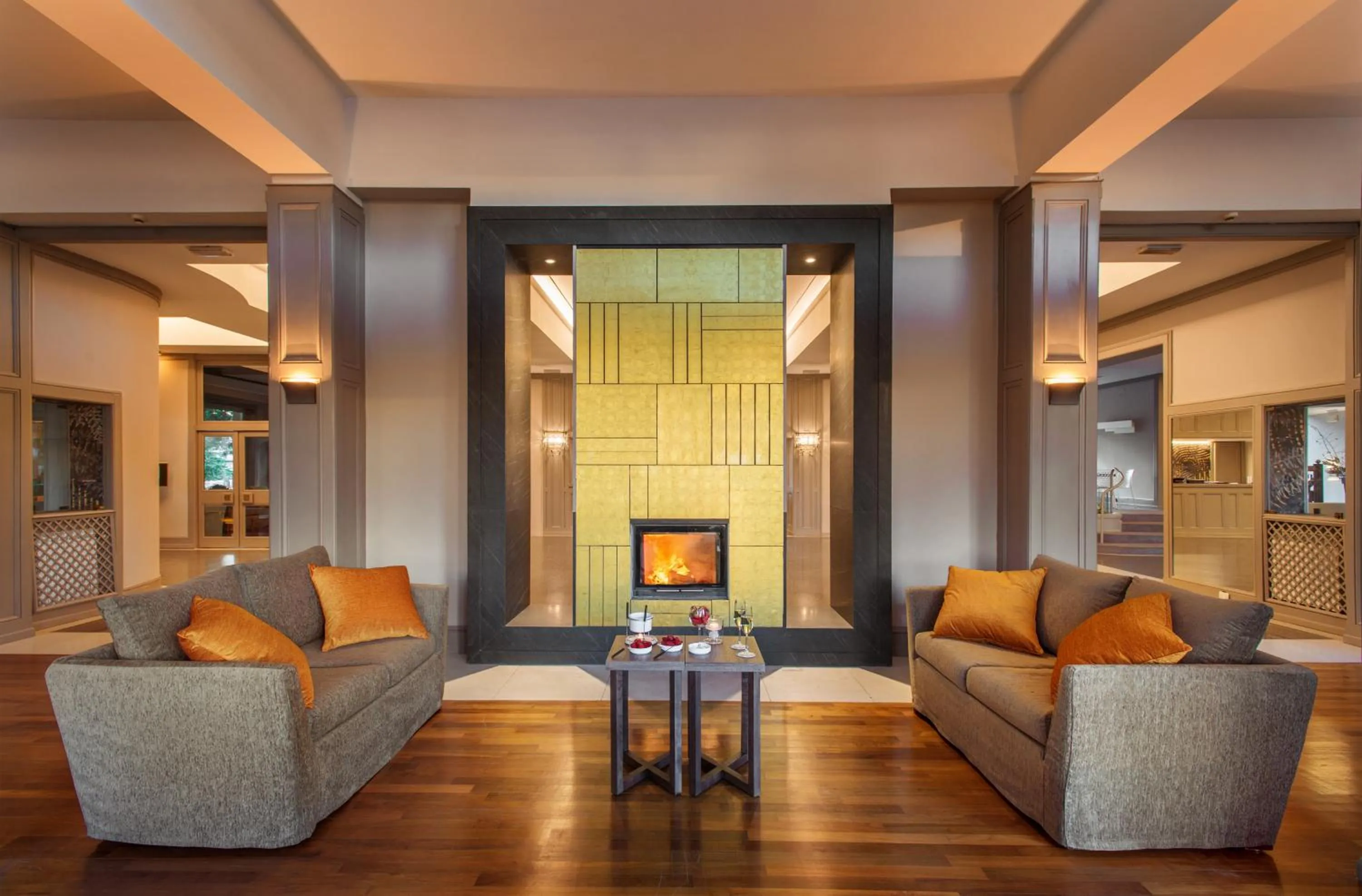 Communal lounge/ TV room in Silva Hotel Splendid