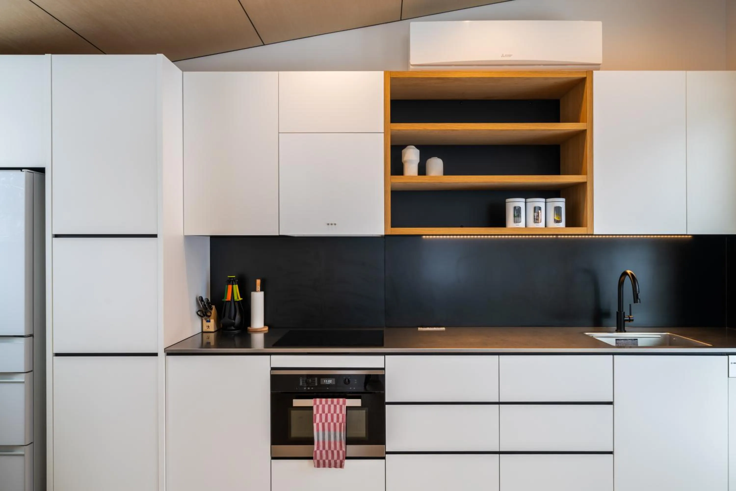 Coffee/tea facilities in Blue River Chalets by The Hakuba Collection