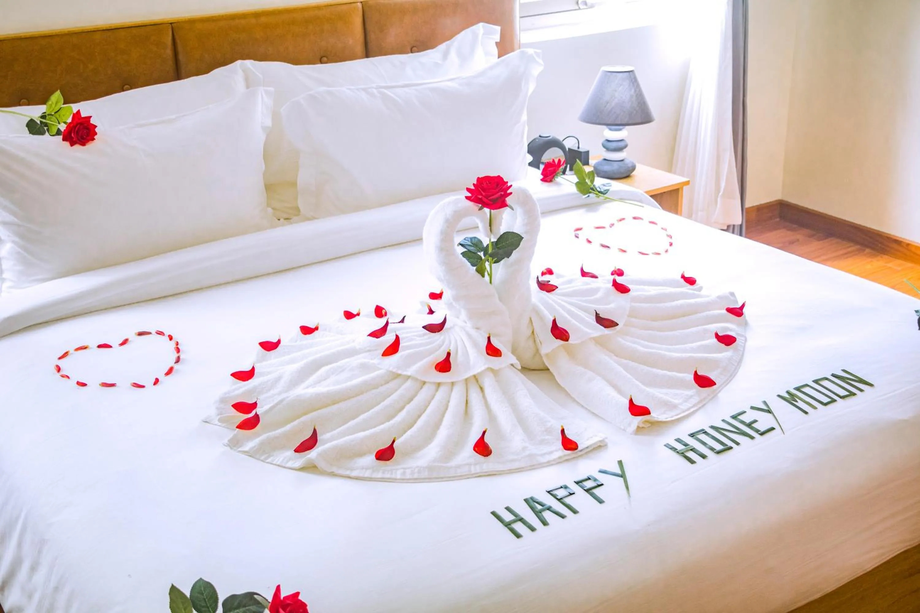 Property building, Bed in Sea Breeze Hotel & Villa