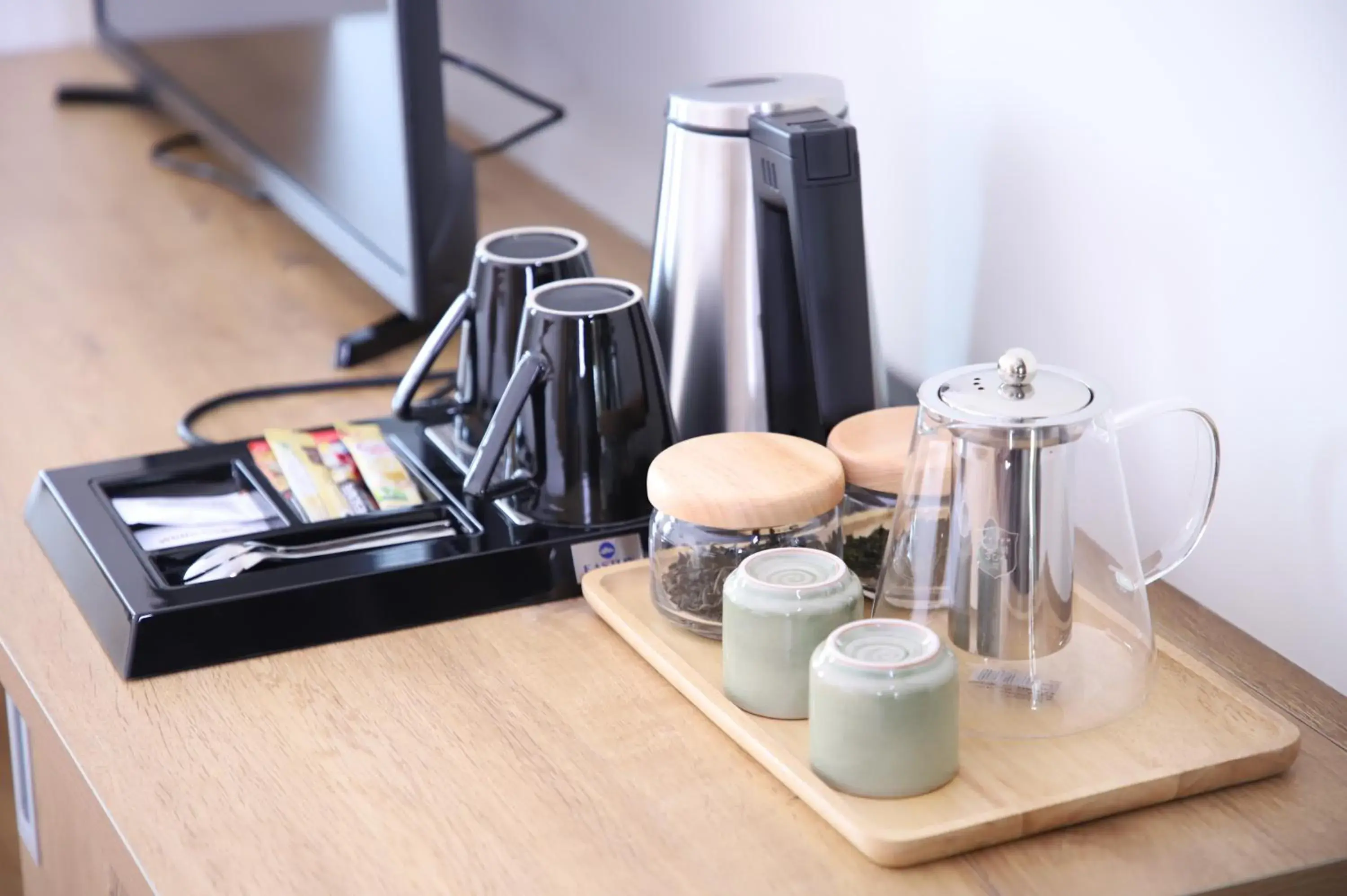 Deluxe Twin Room with Sea View in Sea Breeze Hotel & Villa Deluxe Twin Room with Sea View in Sea Breeze Hotel & Villa