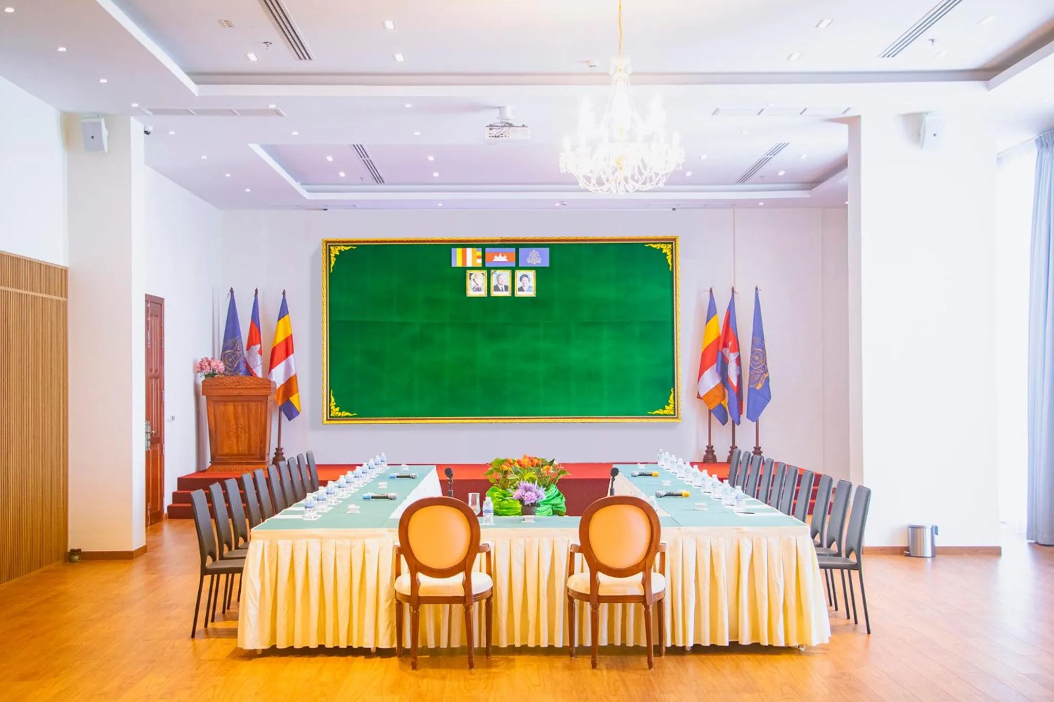 Business facilities in Sea Breeze Hotel & Villa