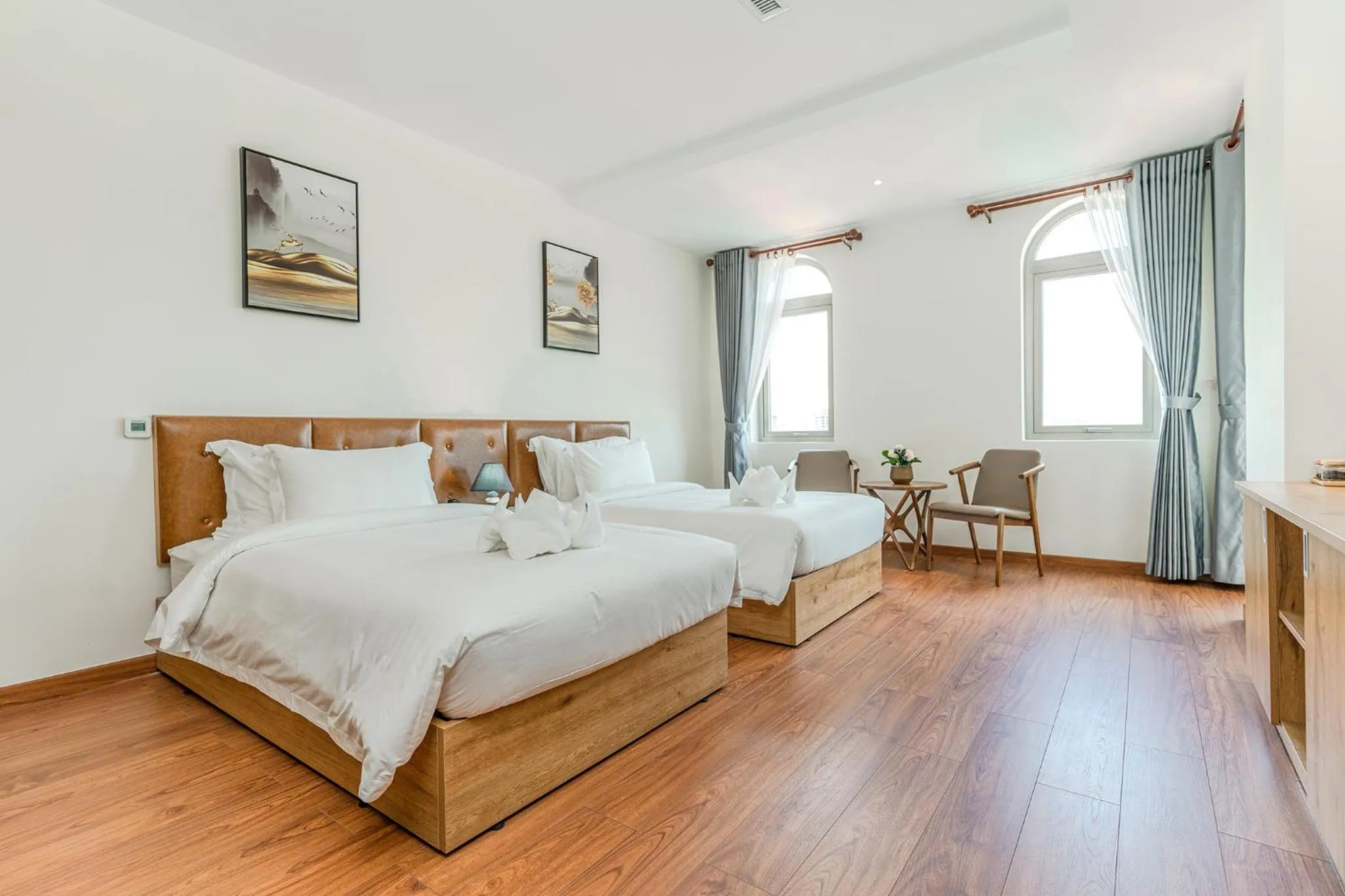 Bedroom, Bed in Sea Breeze Hotel & Villa