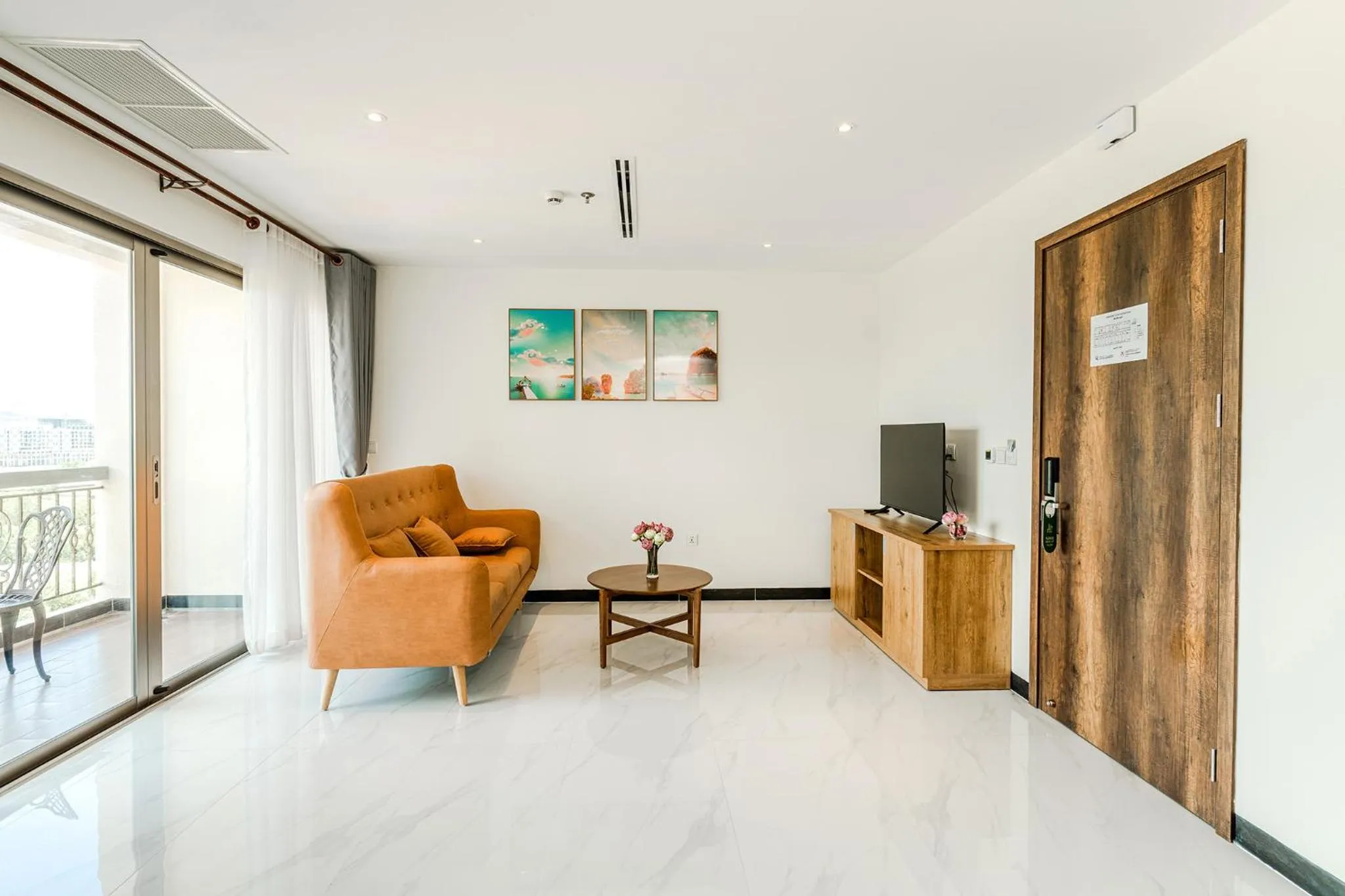 Living room in Sea Breeze Hotel & Villa