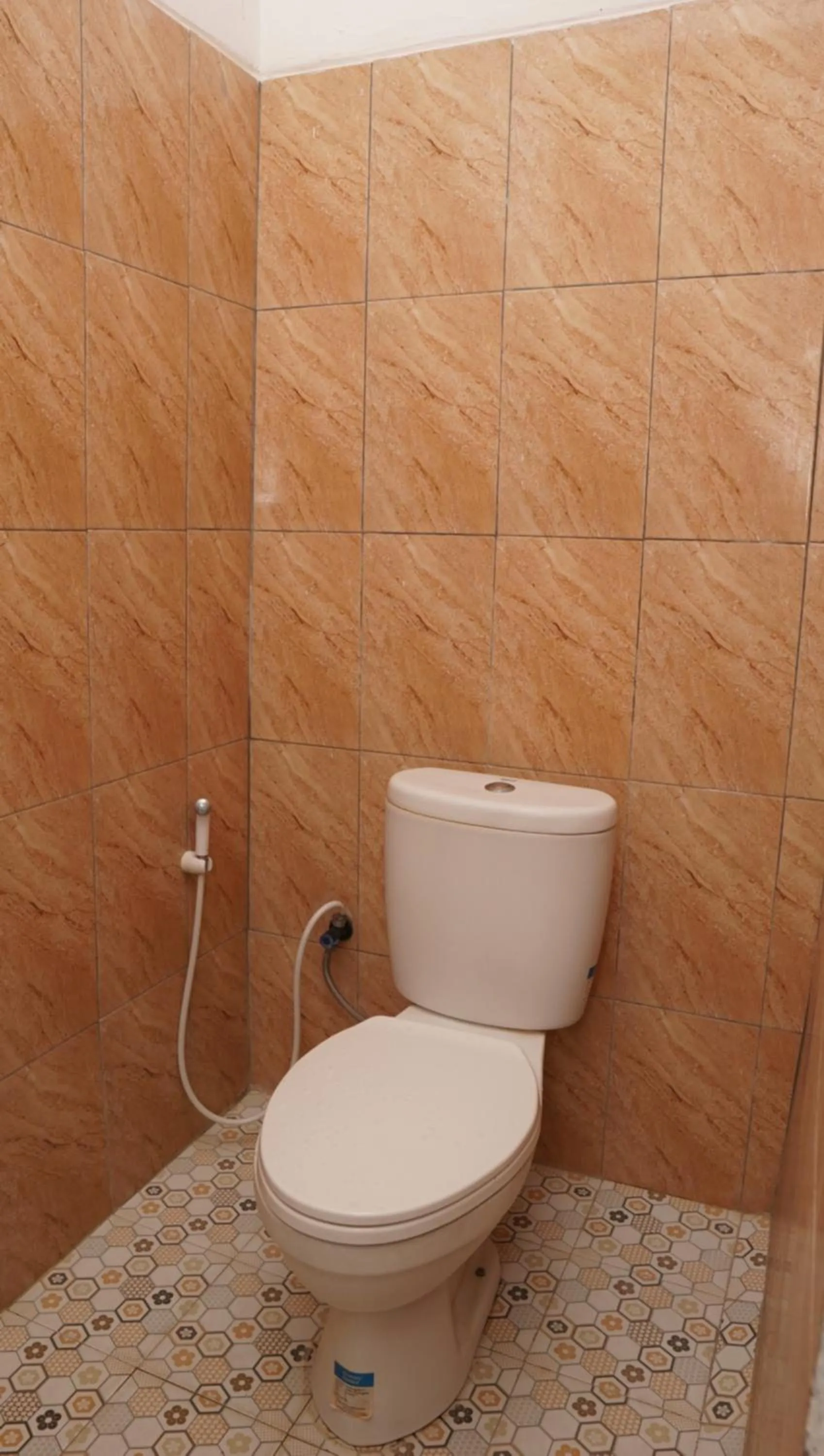 Toilet in Jazz Room Kampung Inggris Syariah