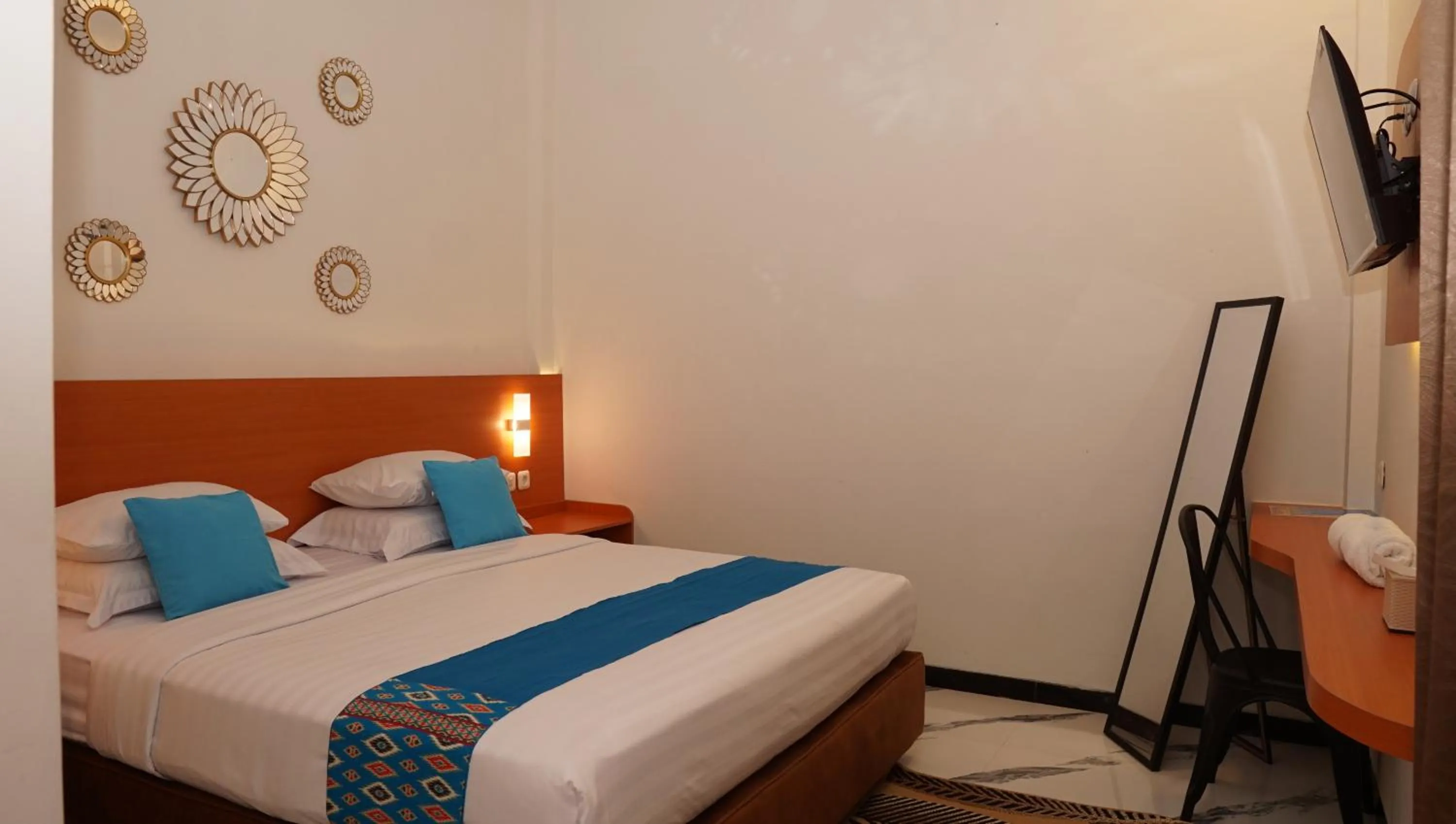 Bed in Jazz Room Kampung Inggris Syariah